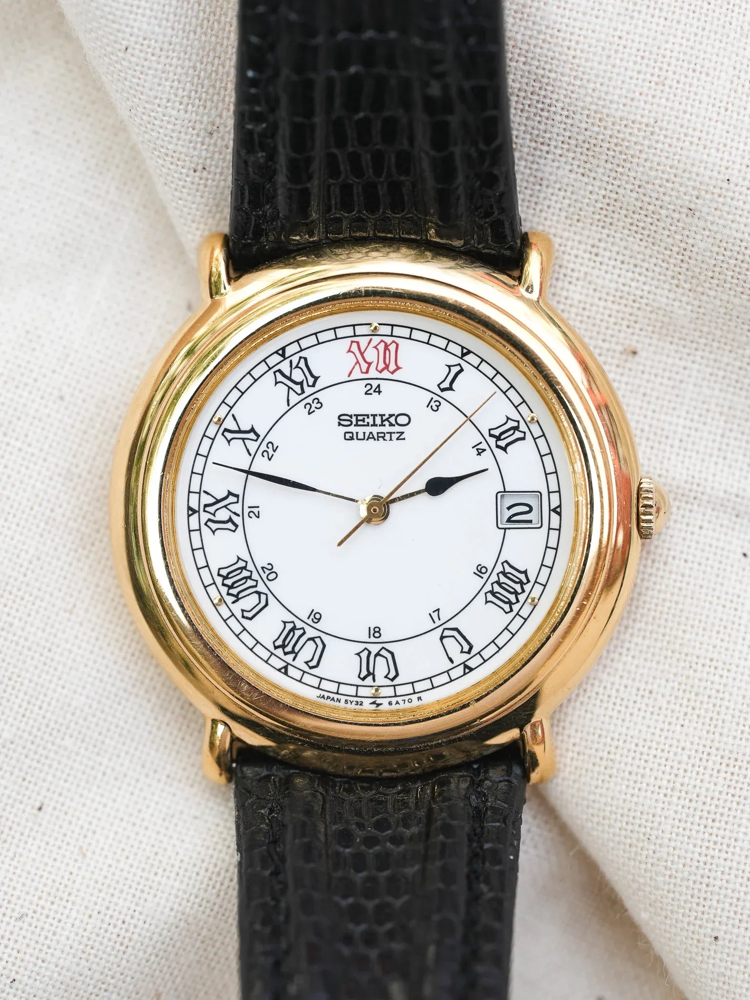 Seiko - Circle Or 12H rouge date - 1999 - Atelier Victor - Vintage  Shop
