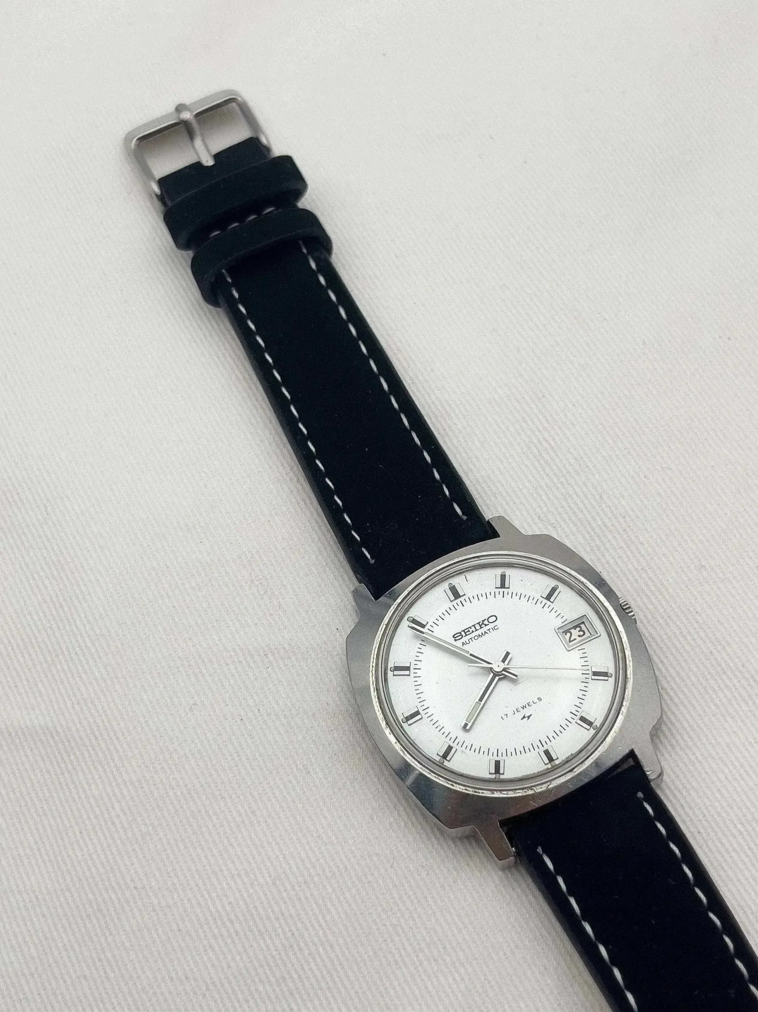 Seiko - Coussin Acier Noir - 1971 - Atelier Victor