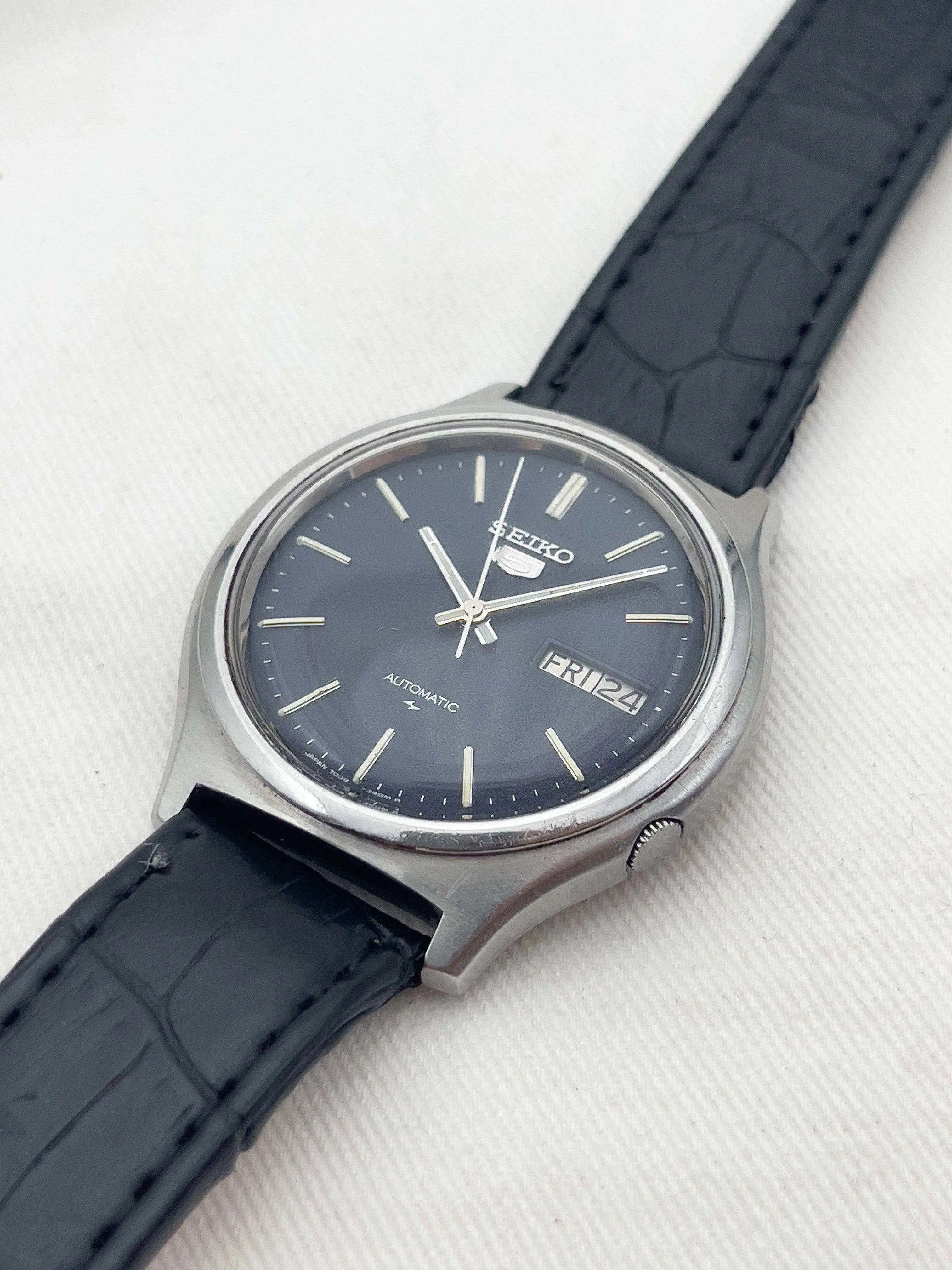 Seiko - Daydate Bleu Dial - 1984 - Atelier Victor Paris - Vintage Watch Shop Dubai