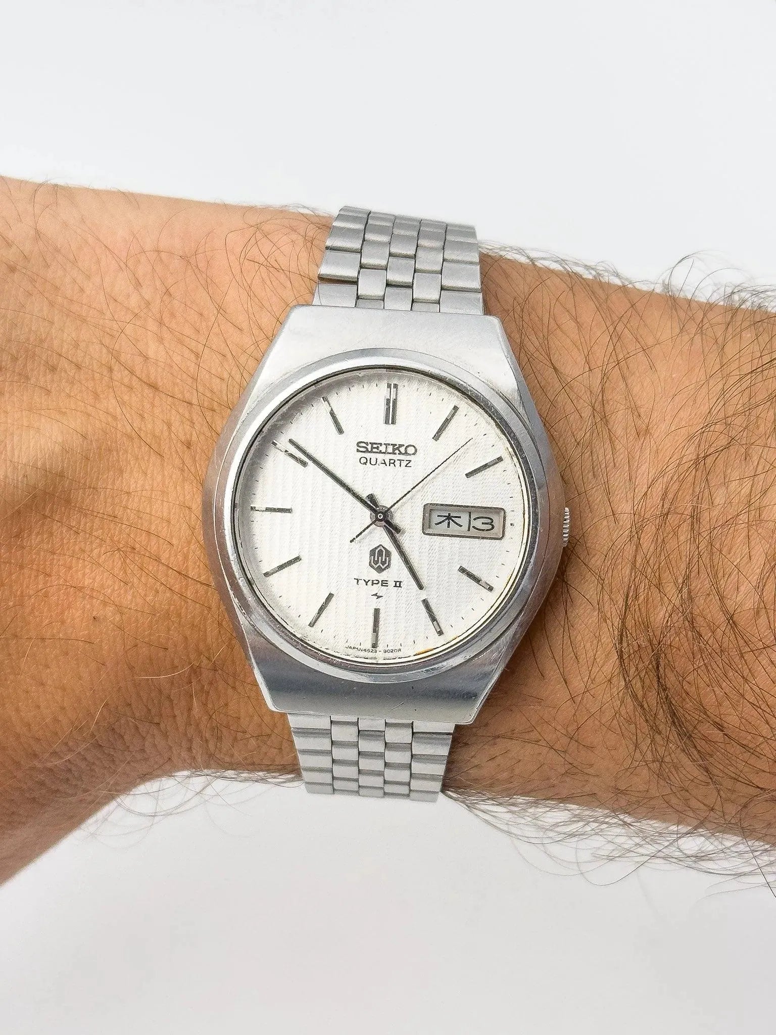 Seiko - Daydate Kanji Acier Cadran Tapisserie - 1976 - Atelier Victor Paris - Vintage Watch Shop Dubai