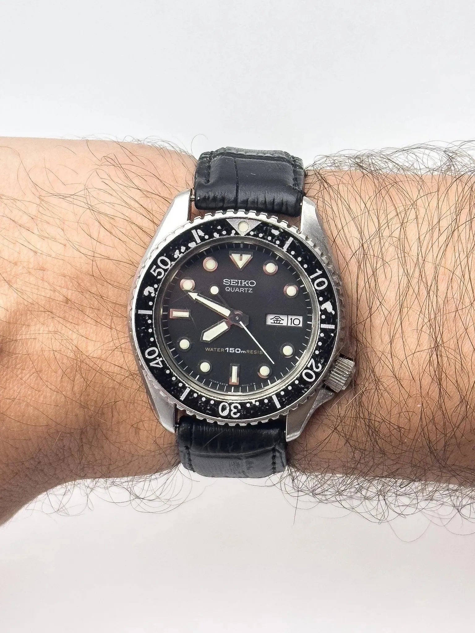 Seiko - Diver Black Dial - 1983 - Atelier Victor Paris - Vintage Watch Shop Dubai
