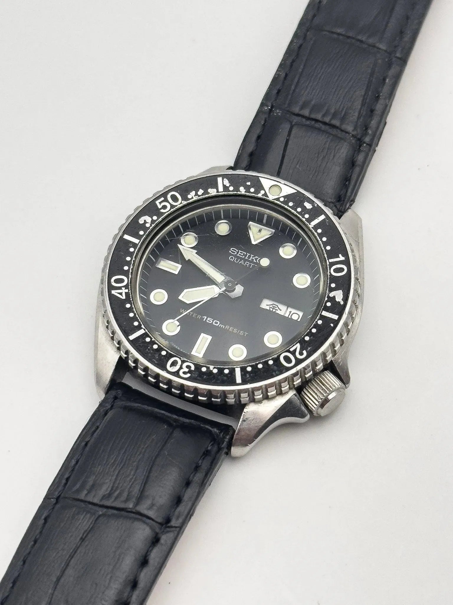 Seiko - Diver Black Dial - 1983 - Atelier Victor Paris - Vintage Watch Shop Dubai