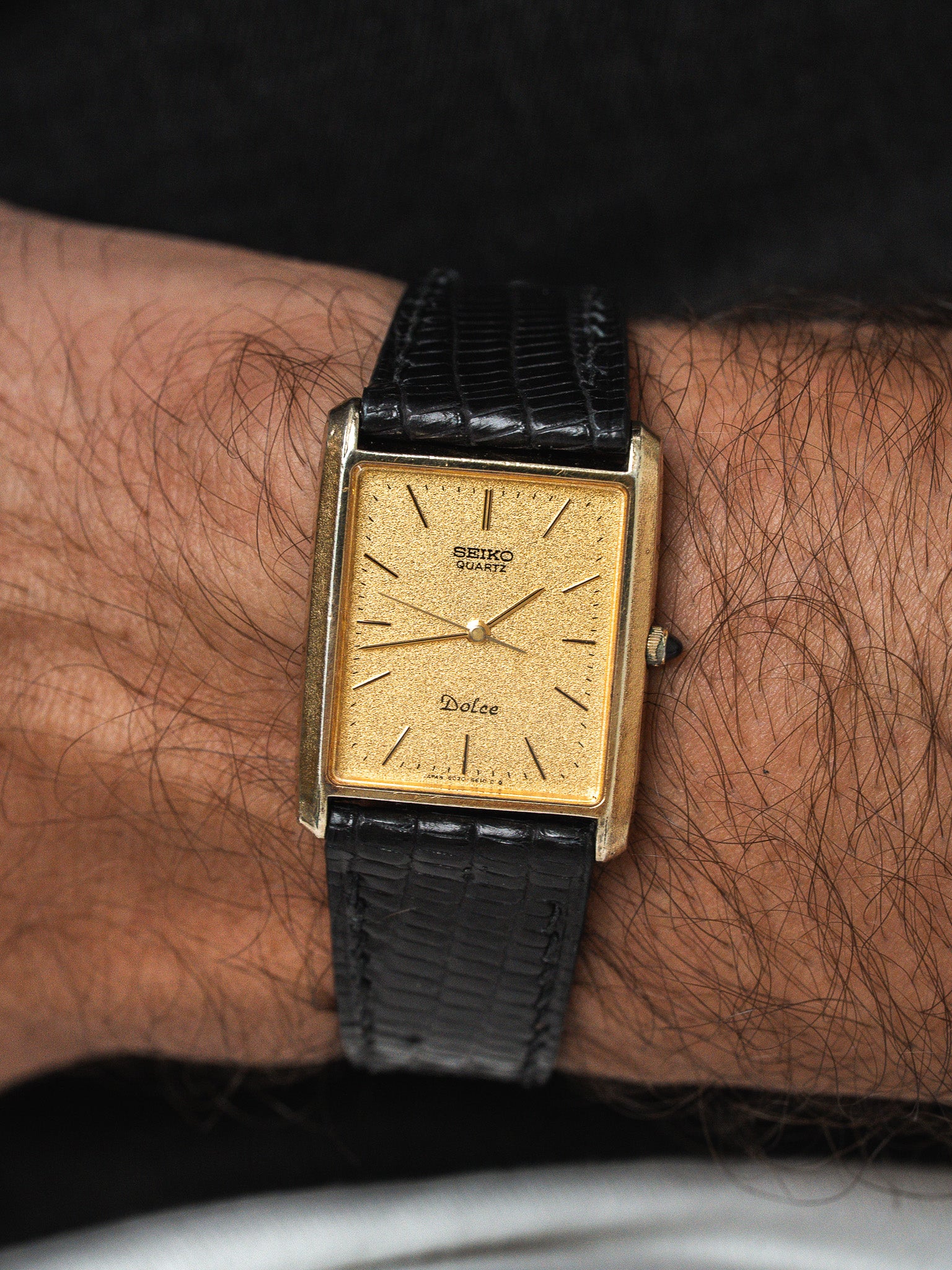 Seiko Dolce 6030-5510 Tank مطلية بالذهب — ميناء رملي (1982) 