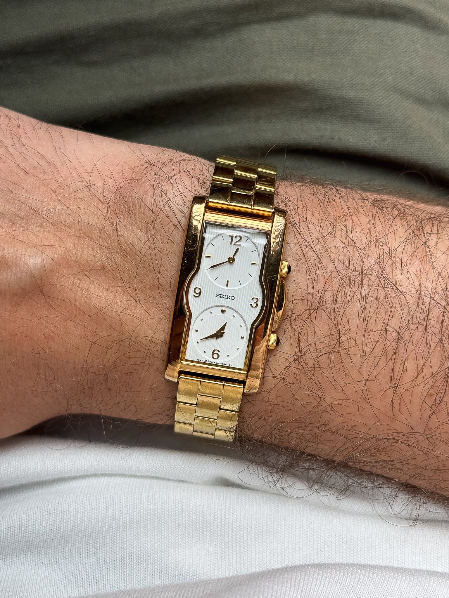 Seiko - Double fuseaux Tank Allongée Tapissée Blanc - NOS - 1997 - Atelier Victor - Vintage  Shop