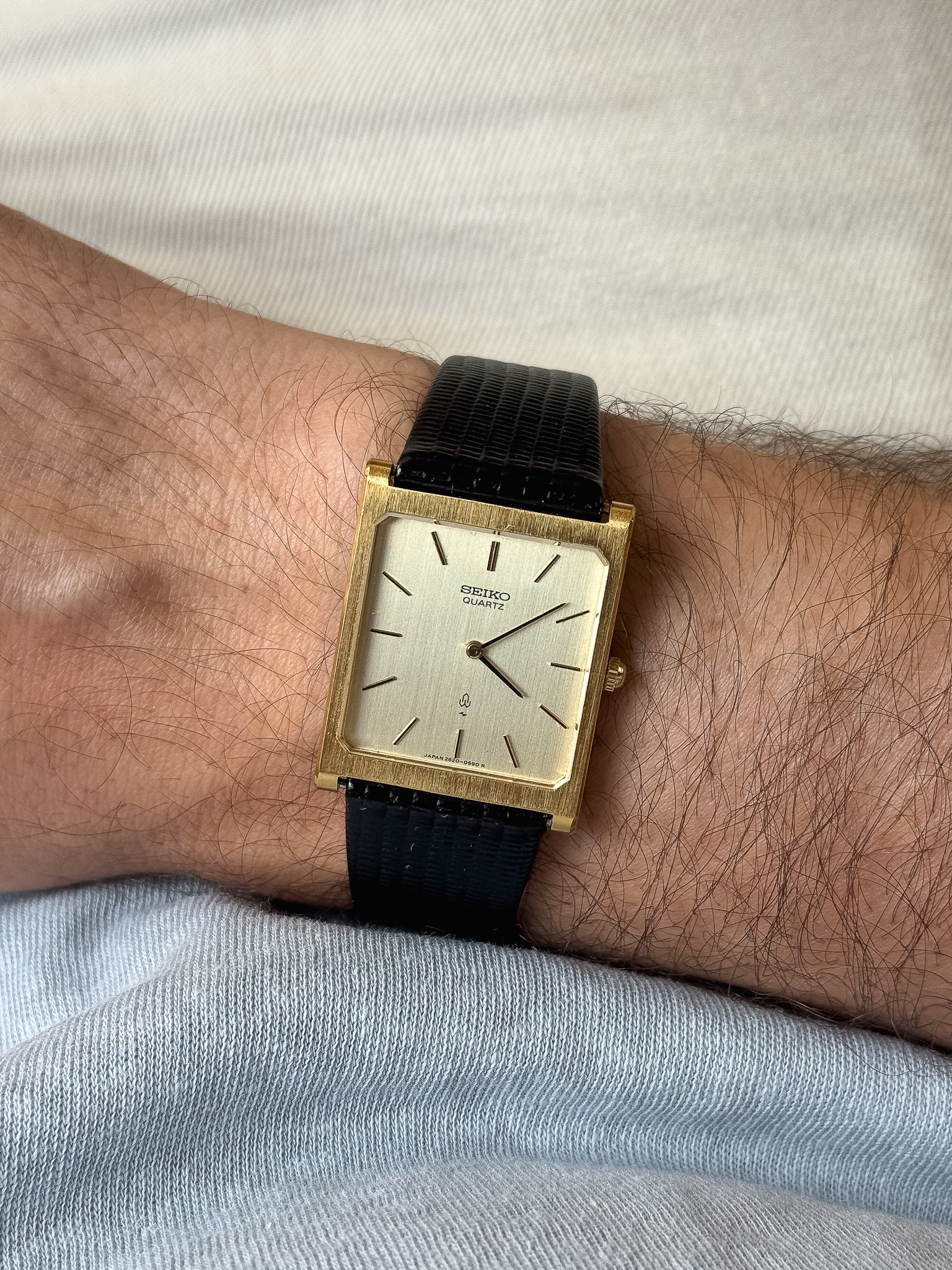 Seiko - Echantillon Tank XL Plaqué or Brossé - 1988 - Atelier Victor - Vintage  Shop