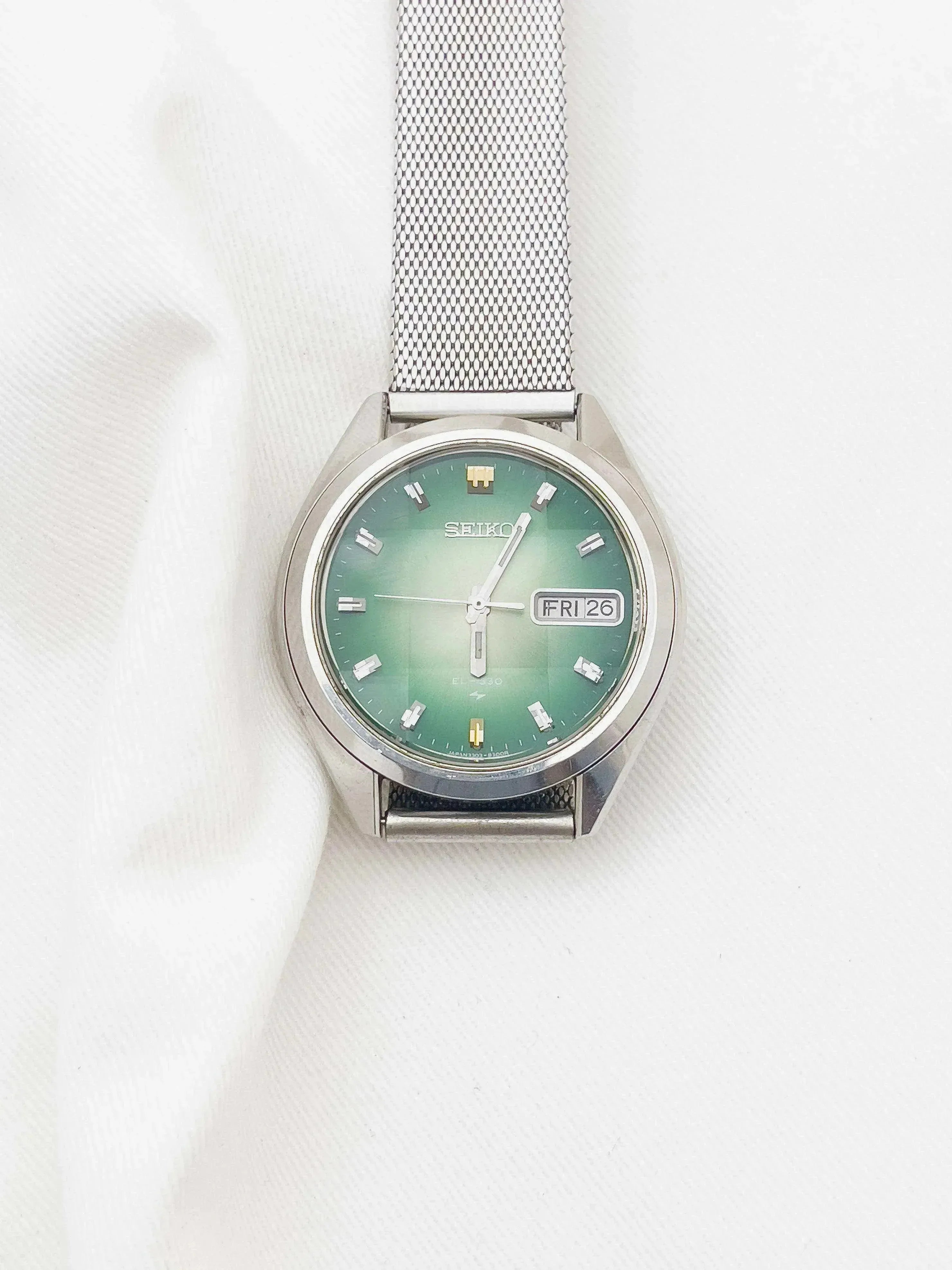 Seiko - EL-330 Verre Facetté vert - 1972 - Atelier Victor - Vintage  Shop
