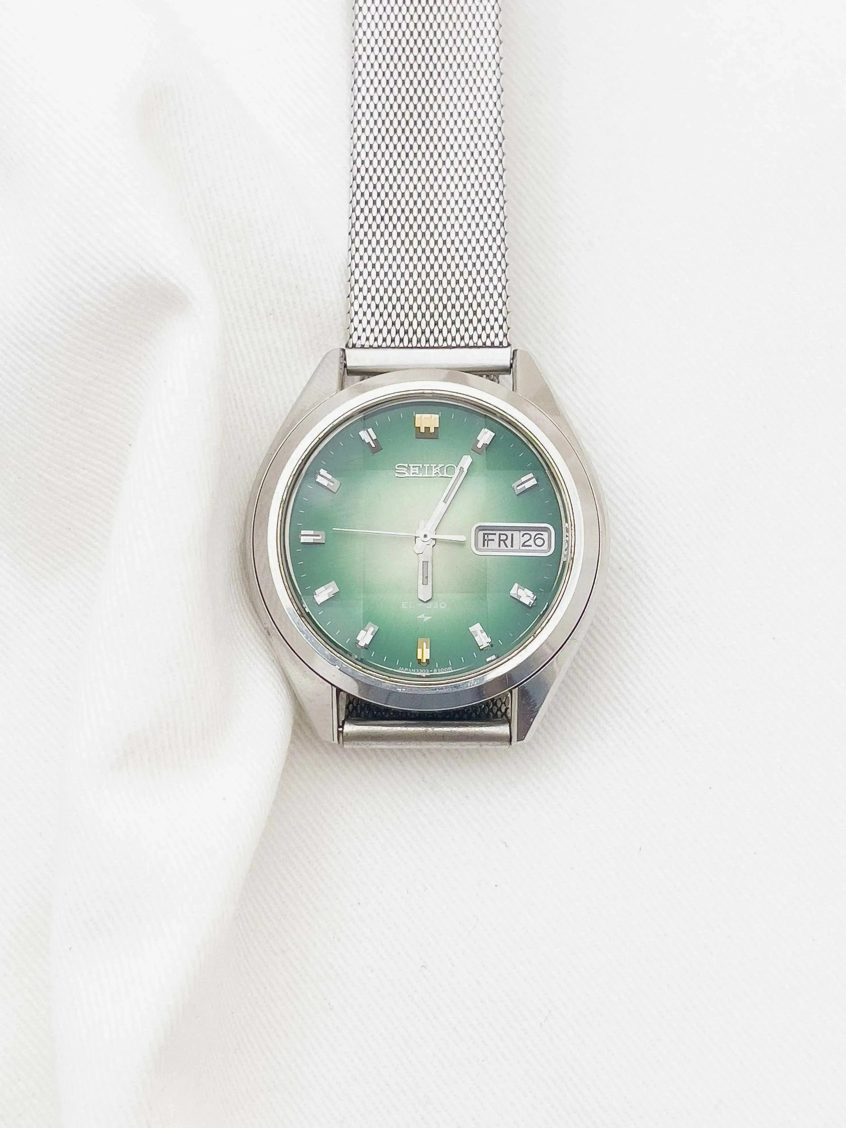 Seiko - EL-330 Verre Facetté vert - 1972 - Atelier Victor - Vintage  Shop
