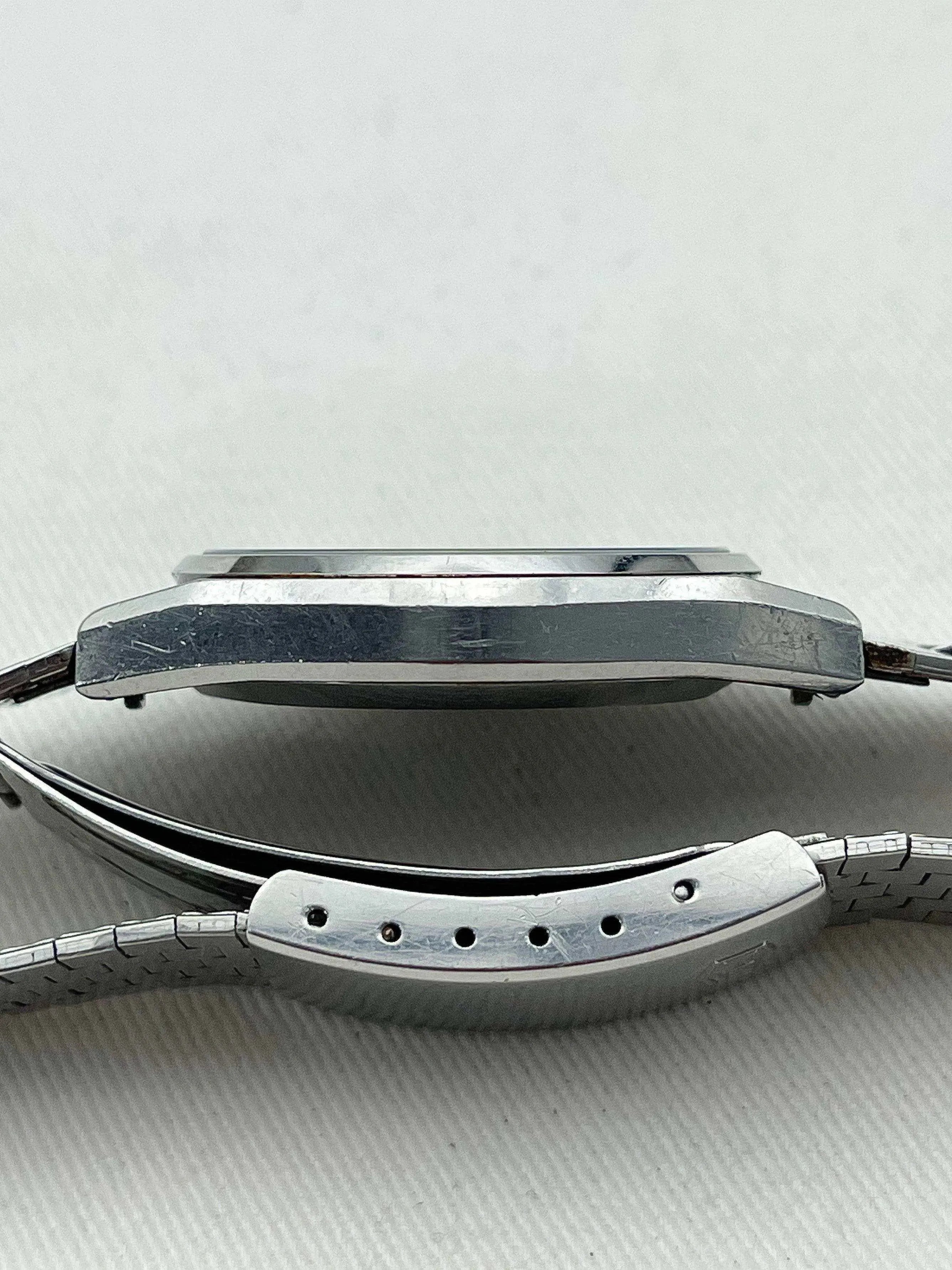 Seiko - King Quartz - 1979 - Atelier Victor Paris - Vintage Watch Shop Dubai