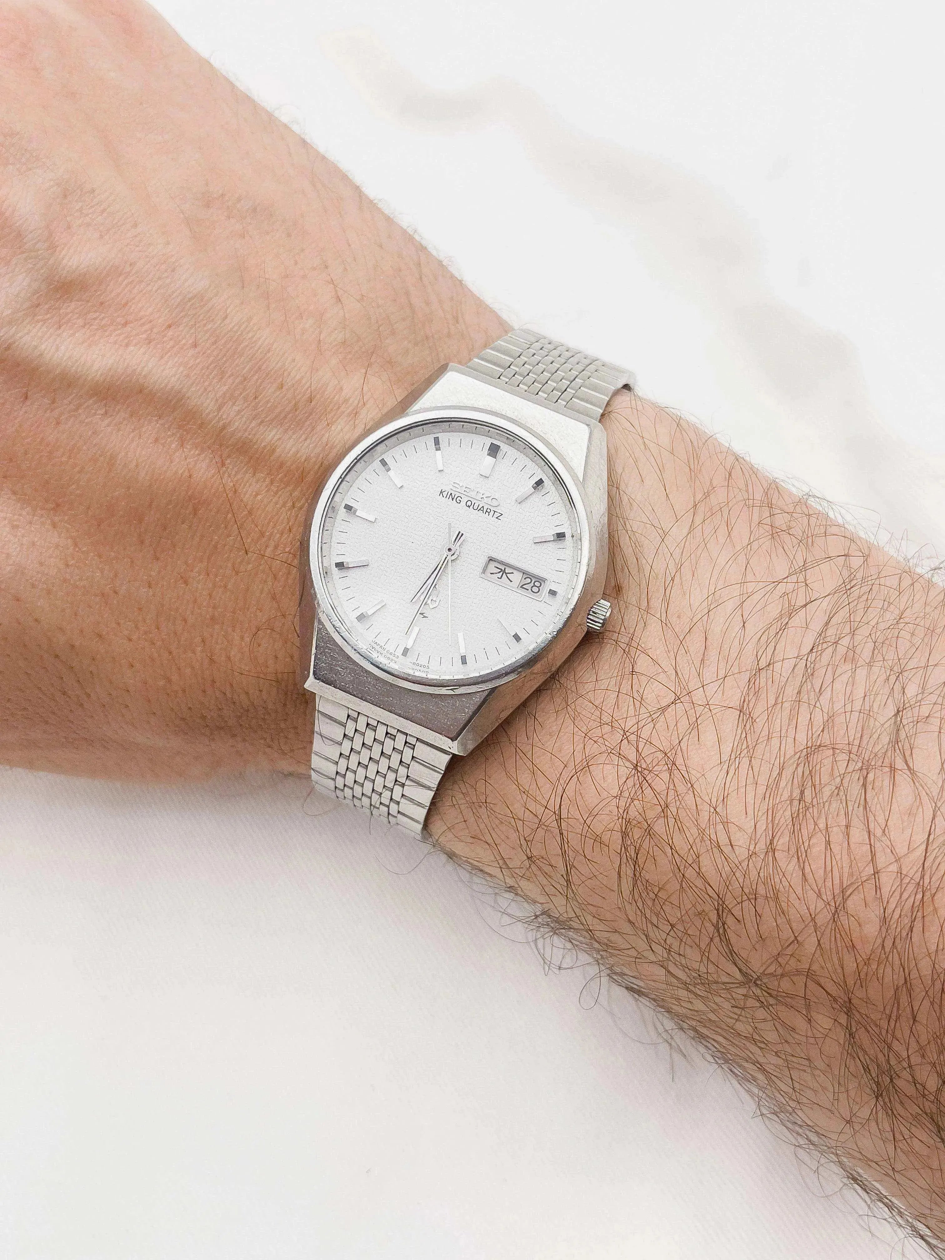 Seiko - King Quartz Cadran Motifs - 1976 - Atelier Victor Paris - Vintage Watch Shop Dubai