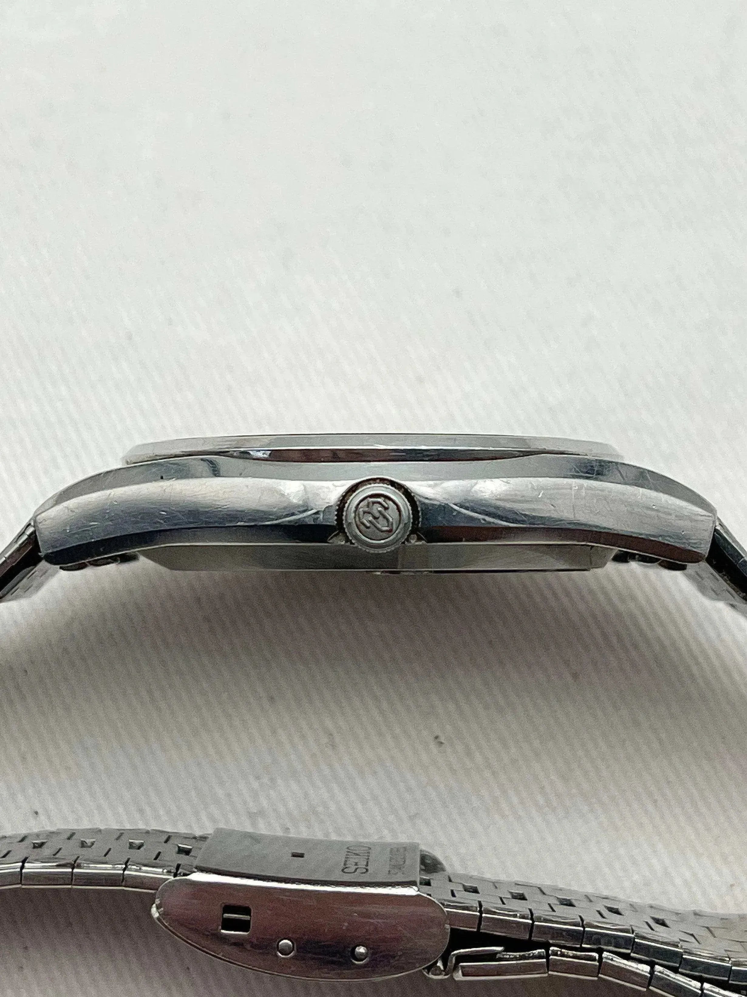 Seiko - King Quartz Daydate Kanji- 1977 - Atelier Victor