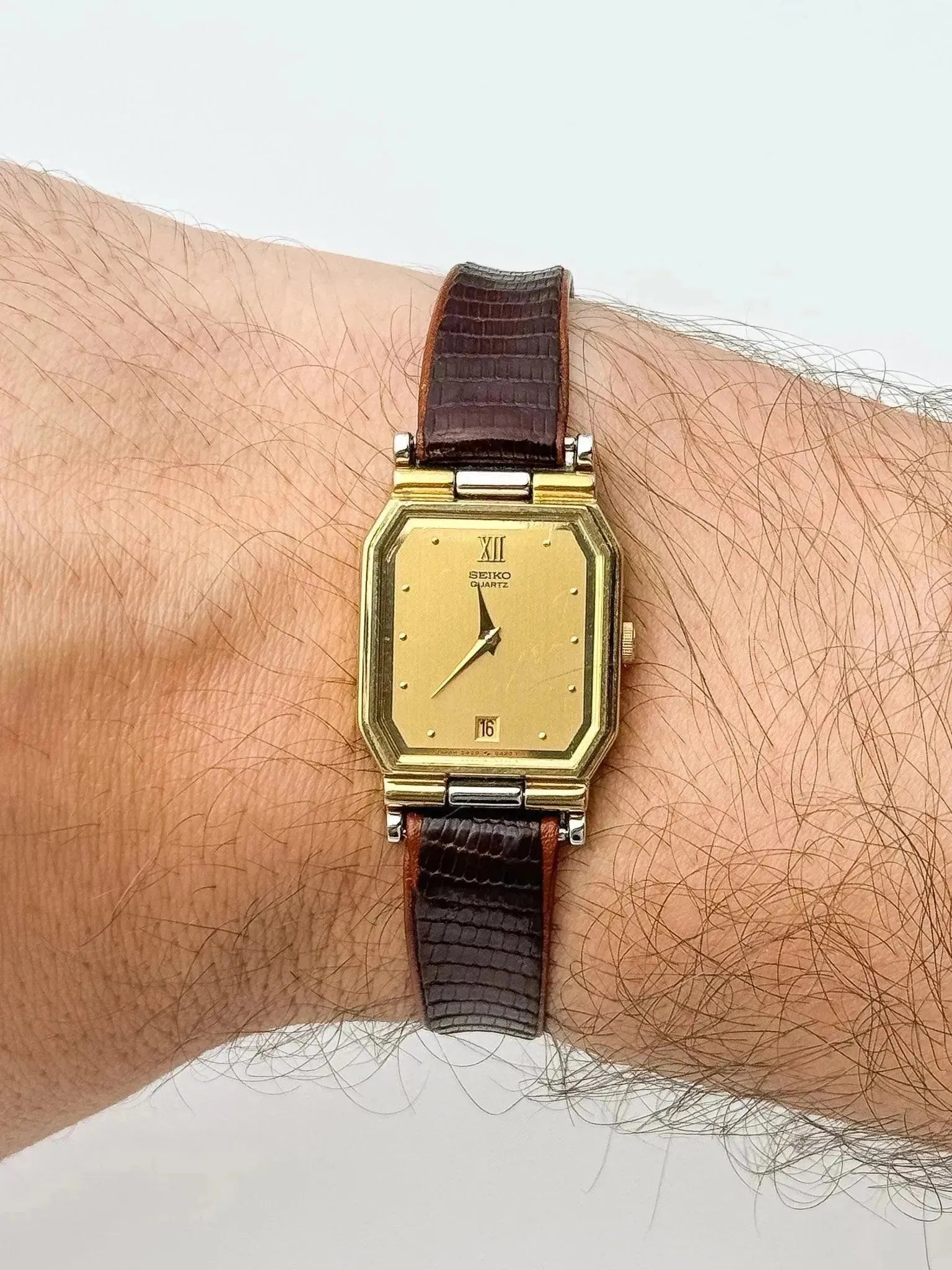 Seiko - Lady Tank Gold Steel - 1985 - Atelier Victor Paris - Vintage Watch Shop Dubai