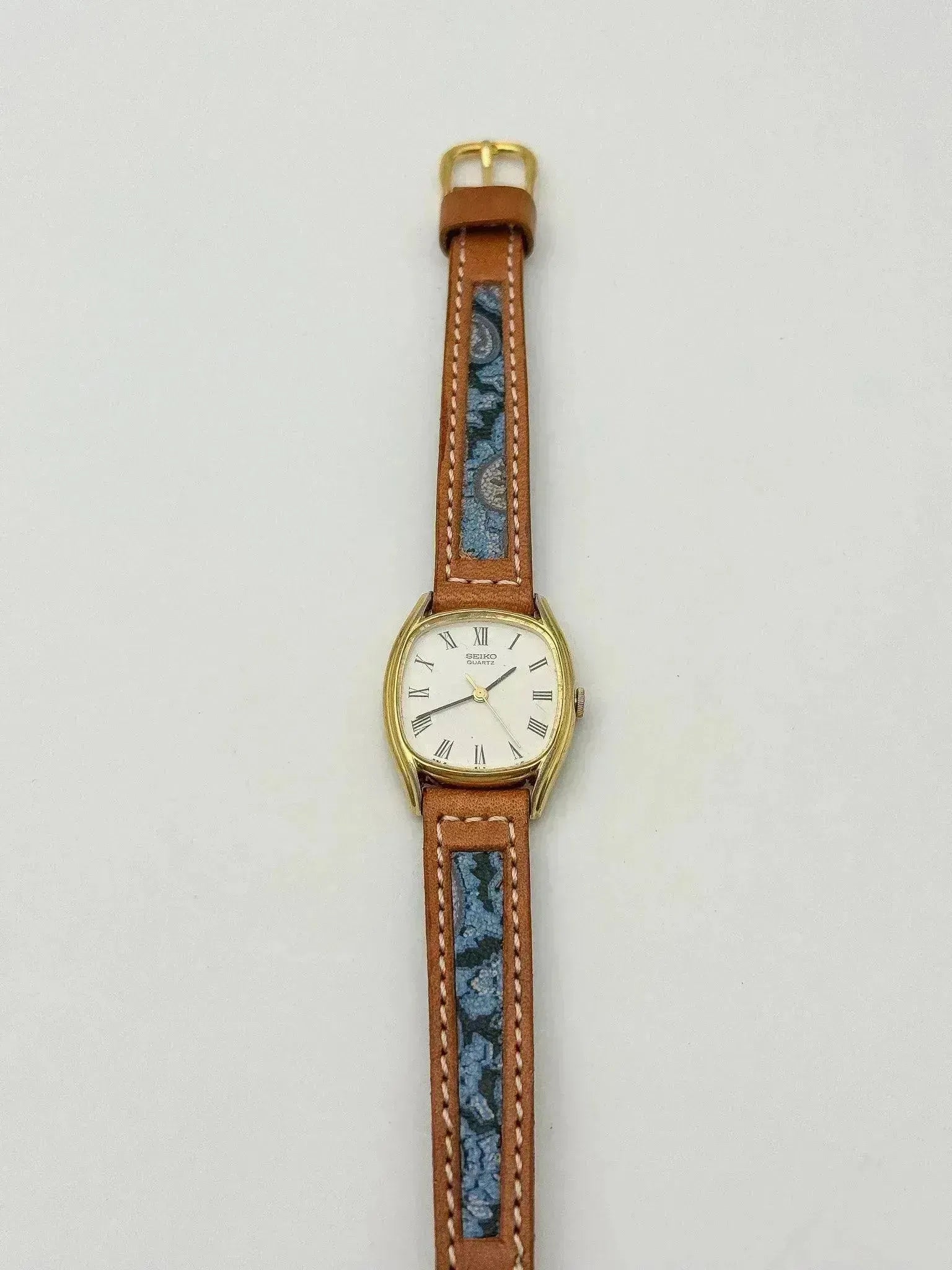 Seiko - Lady Tonneau Gold White Dial - 1982 - Atelier Victor