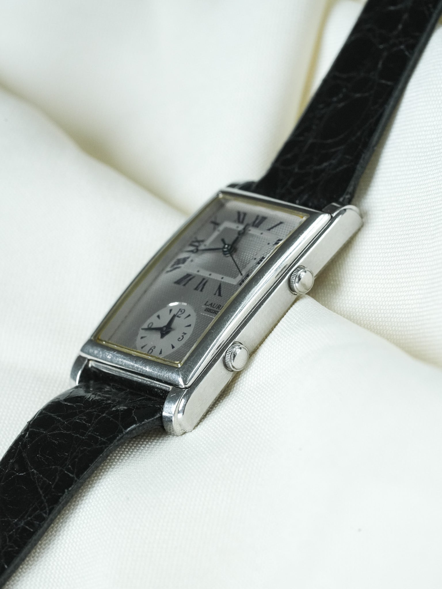 Seiko - Laurel Tank "阶梯式表壳" 钢 两个机芯 - 1996 