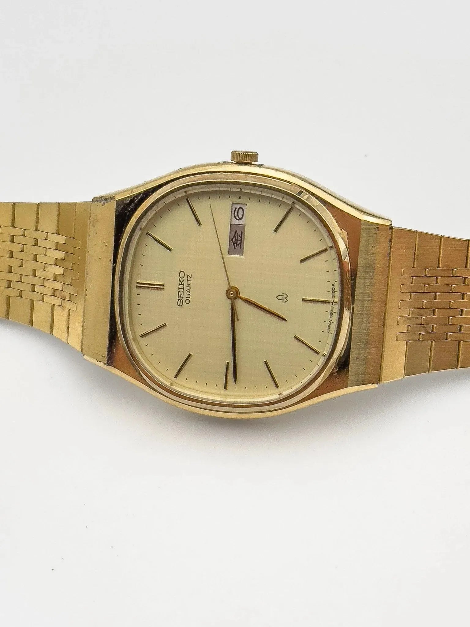 Seiko - Linen Dial Gold - 1981 - Atelier Victor Paris - Vintage Watch Shop Dubai
