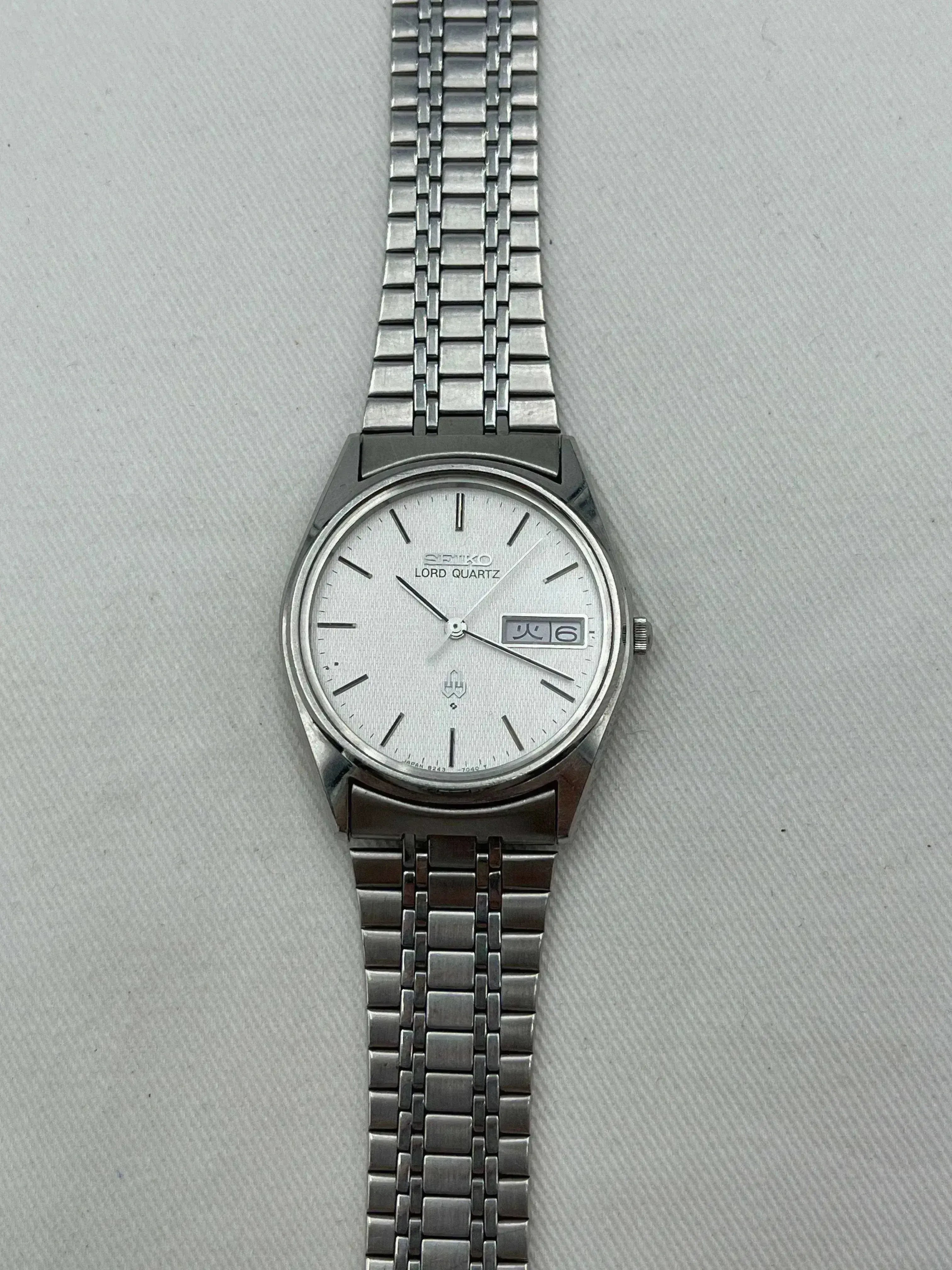 C114 SEIKO LORD QUARTZ 腕時計 本体 Seiko - Lord Quartz Daydate Steel Kanji - 1979