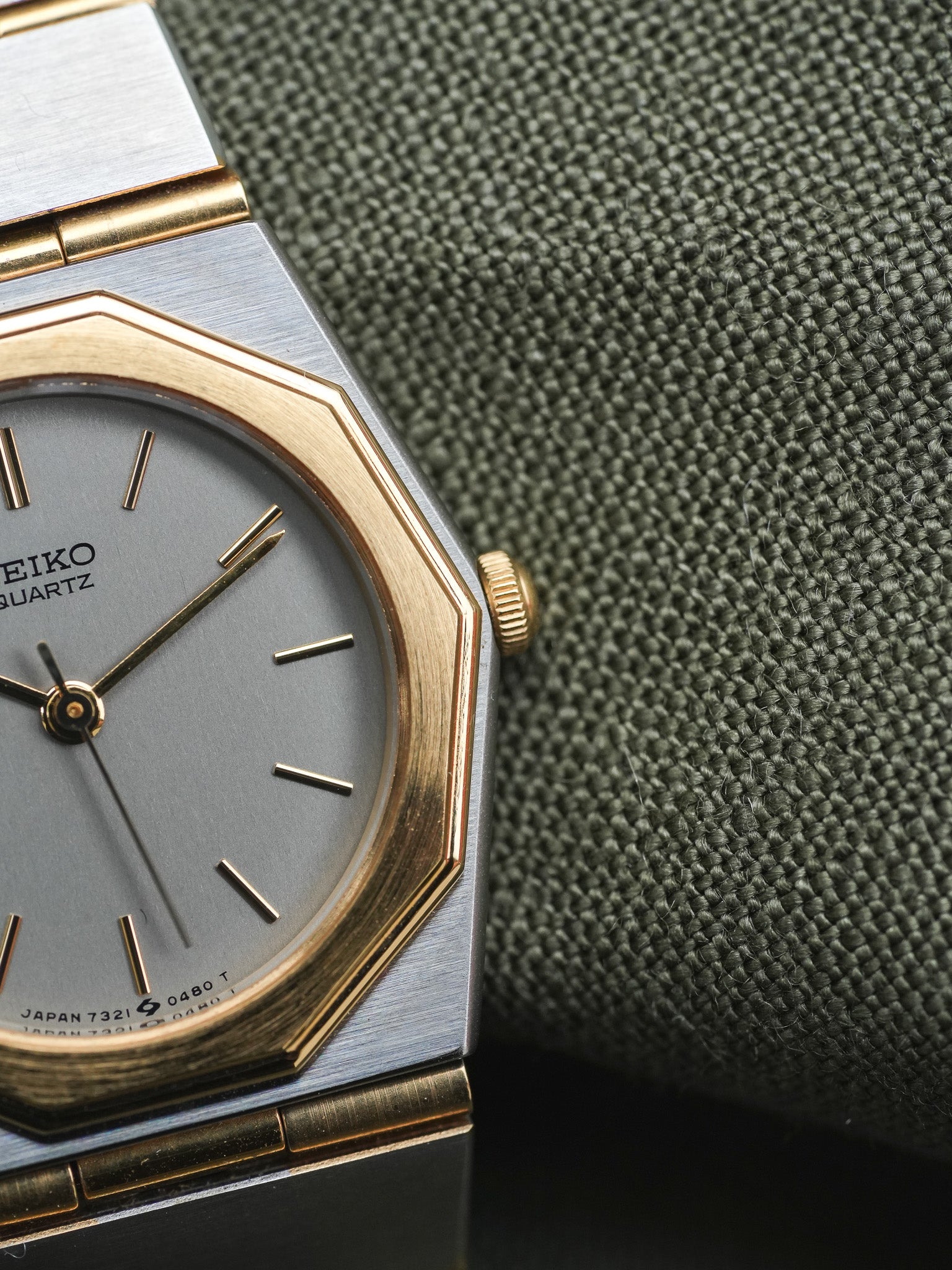 Seiko - Mini Acier Or Cadran Acier - NOS - 1984 - Atelier Victor Paris - Vintage Watch Shop Dubai