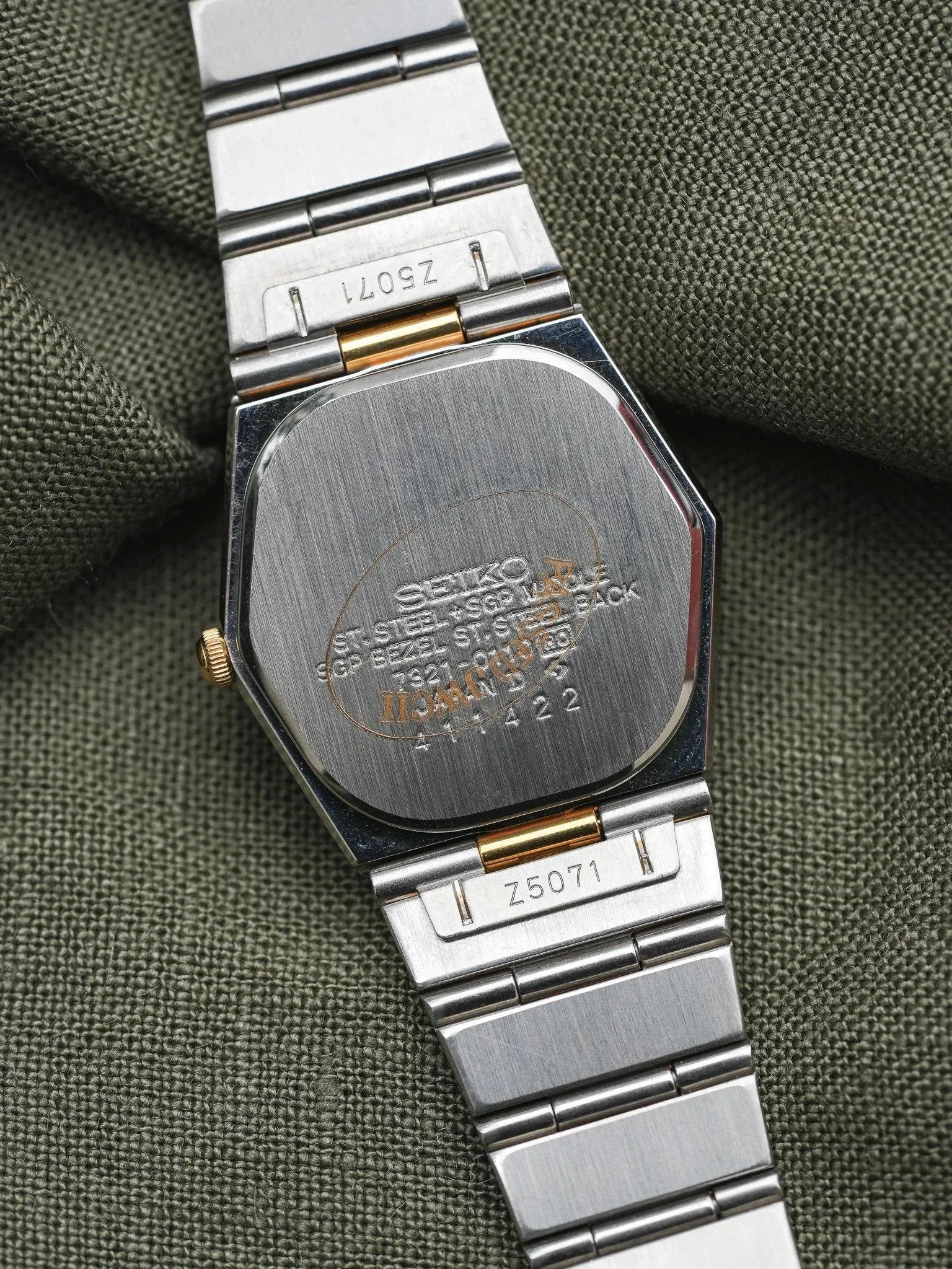 Seiko - Mini Acier Or Cadran Acier - NOS - 1984 - Atelier Victor - Vintage  Shop