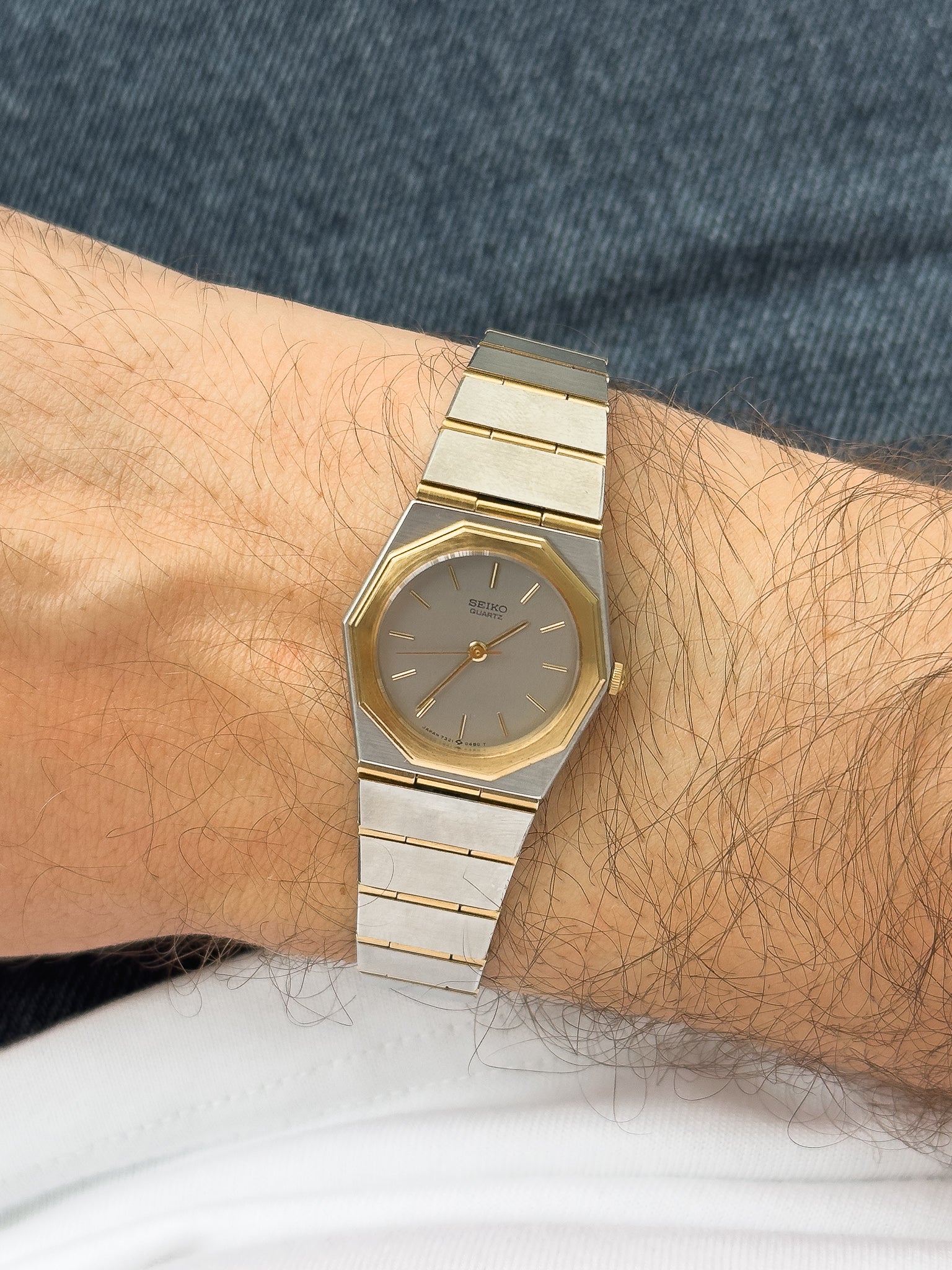 Seiko - Mini Acier Or Cadran Acier - NOS - 1984 - Atelier Victor - Vintage  Shop