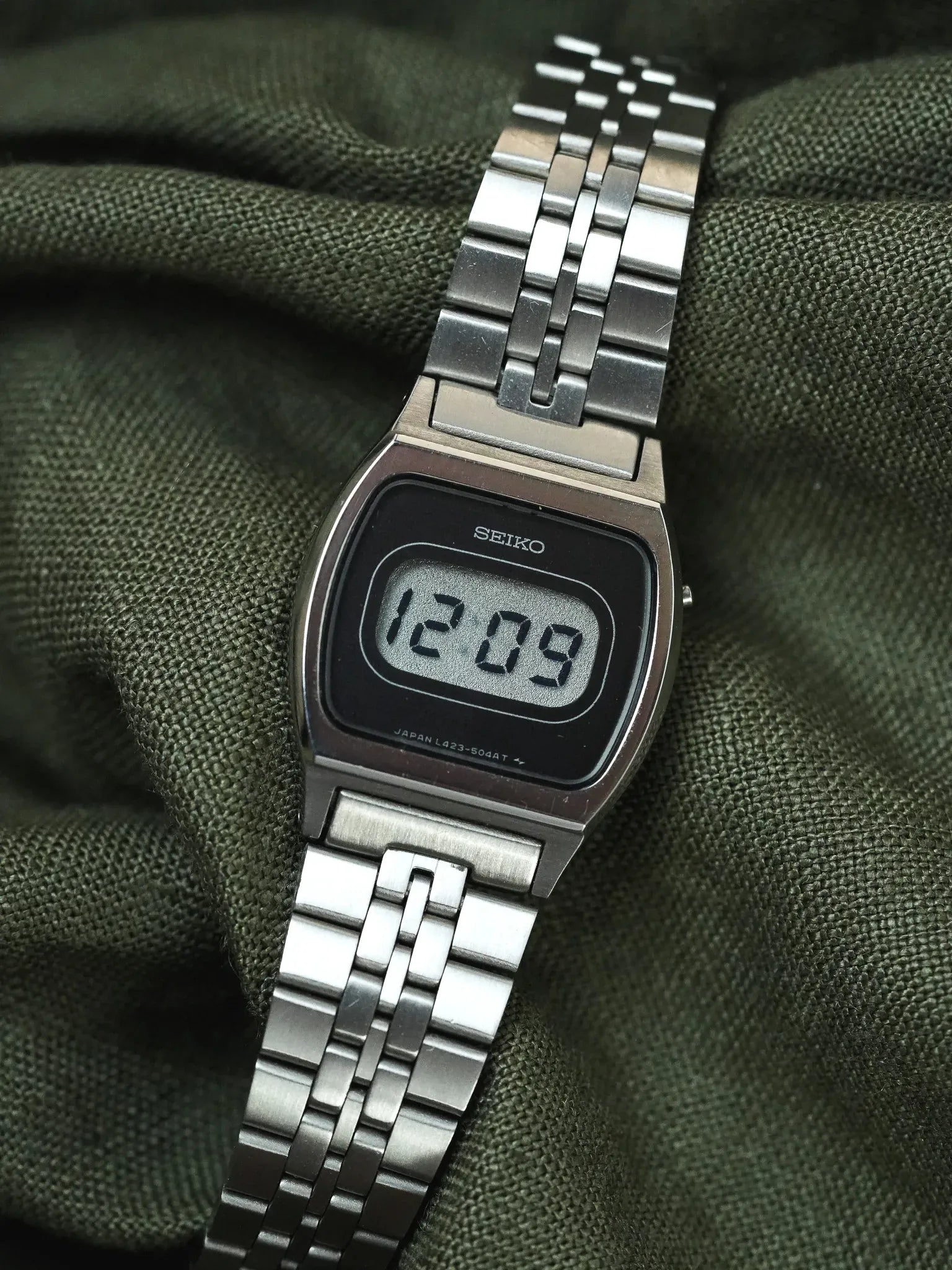 Seiko - Mini Digital Bracelet Acier - NOS - 1980s - Atelier Victor