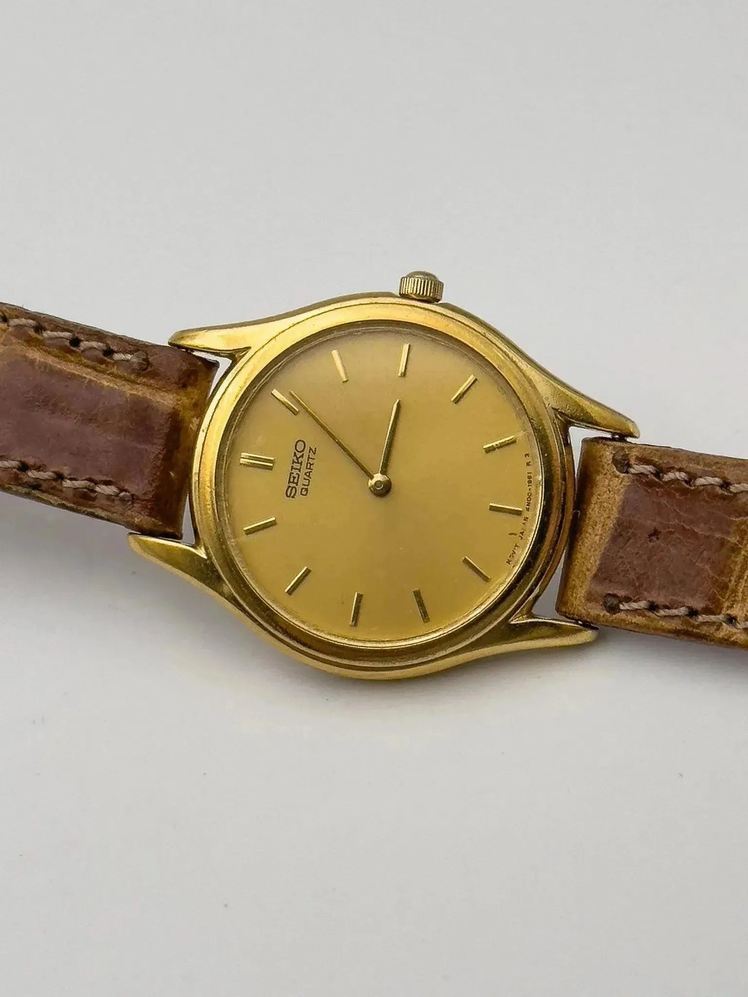 Seiko - Mini Gold Dress Watch - 1972 - Atelier Victor Paris - Vintage Watch Shop Dubai