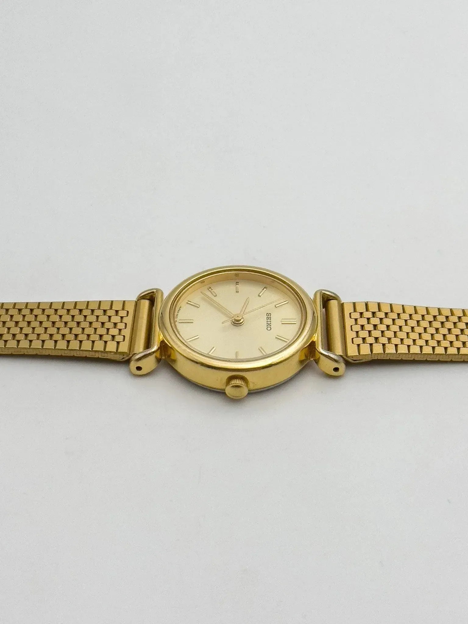 Seiko - Mini Or femme Cadran or - 2000s - Atelier Victor - Vintage  Shop