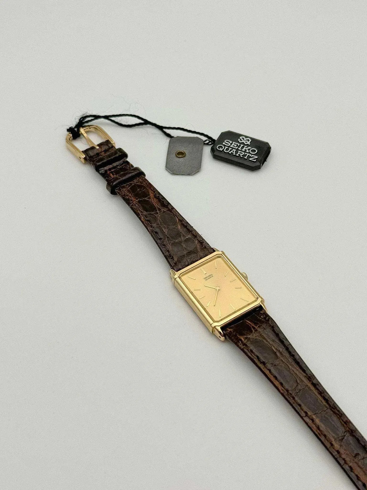 Seiko - Mini Tank Gold - NOS - 1984 - Atelier Victor Paris - Vintage Watch Shop Dubai