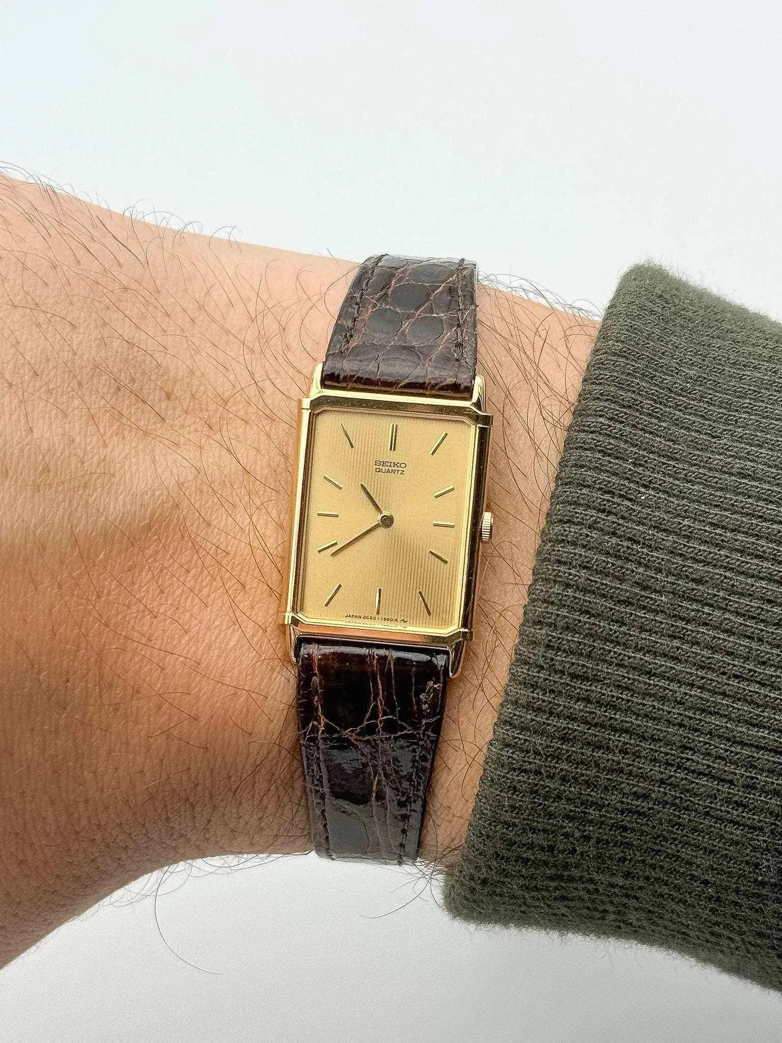 Seiko - Mini Tank Gold - NOS - 1984 - Atelier Victor Paris - Vintage Watch Shop Dubai
