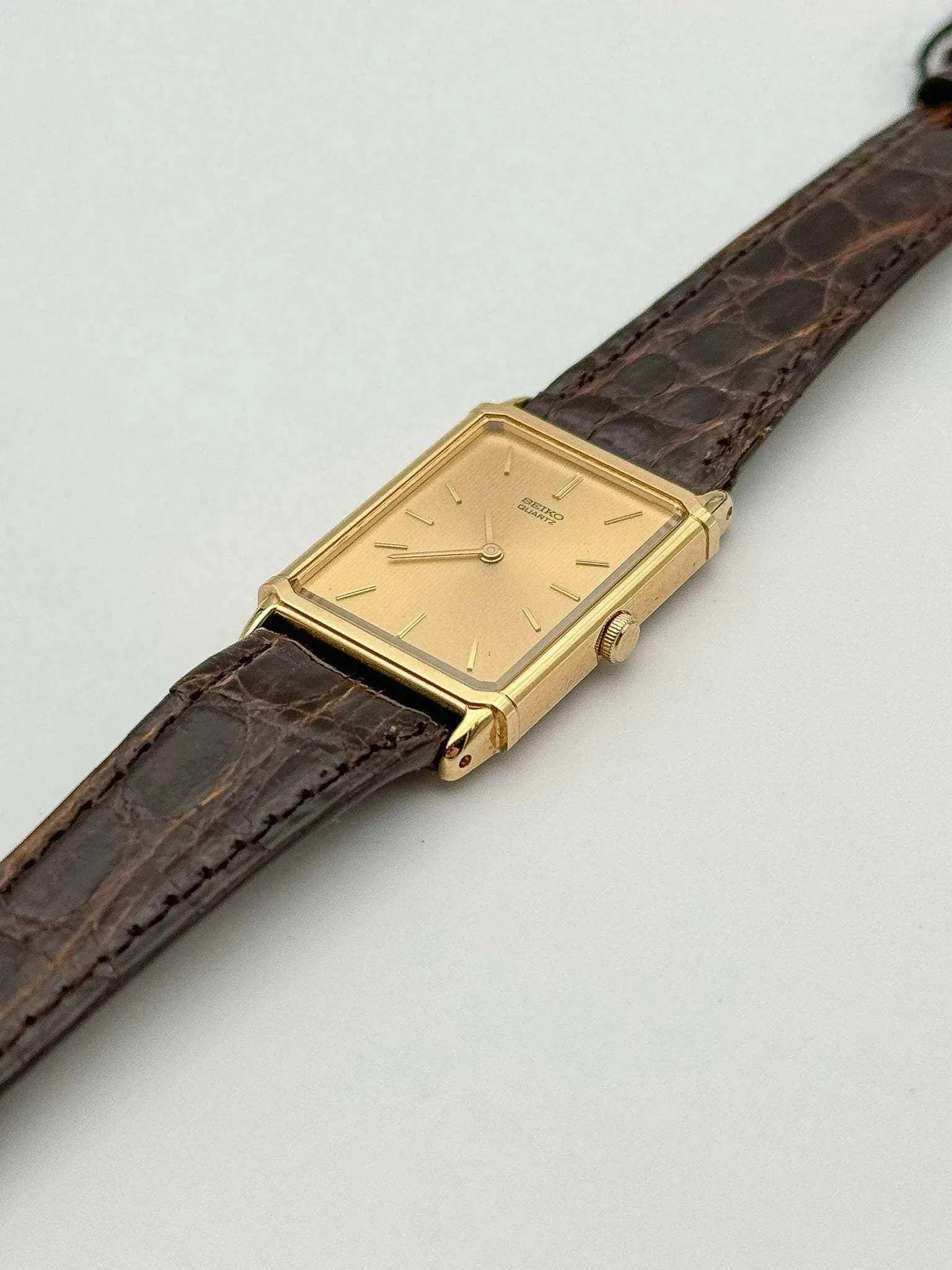 Seiko - Mini Tank Gold - NOS - 1984 - Atelier Victor Paris - Vintage Watch Shop Dubai