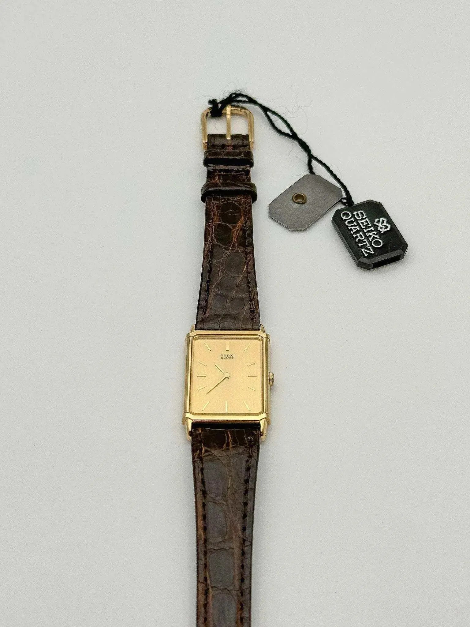 Seiko - Mini Tank Gold - NOS - 1984 - Atelier Victor Paris - Vintage Watch Shop Dubai