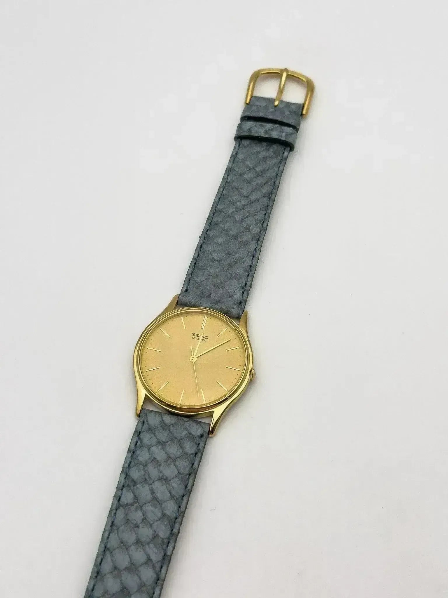 Seiko - Ronde Or - 1983 - Atelier Victor