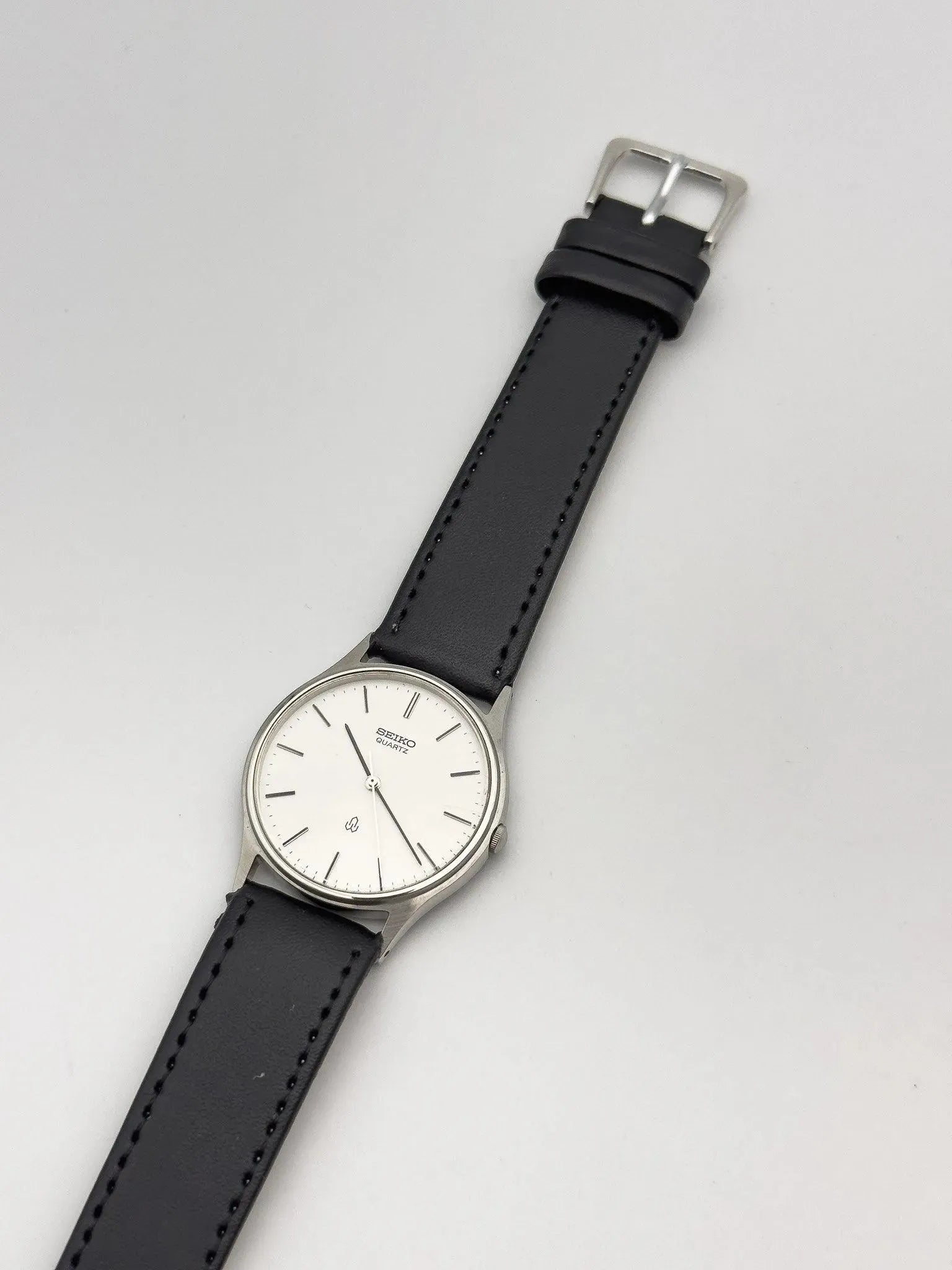 Seiko - Silver Dress Watch - 1982 - Atelier Victor Paris - Vintage Watch Shop Dubai