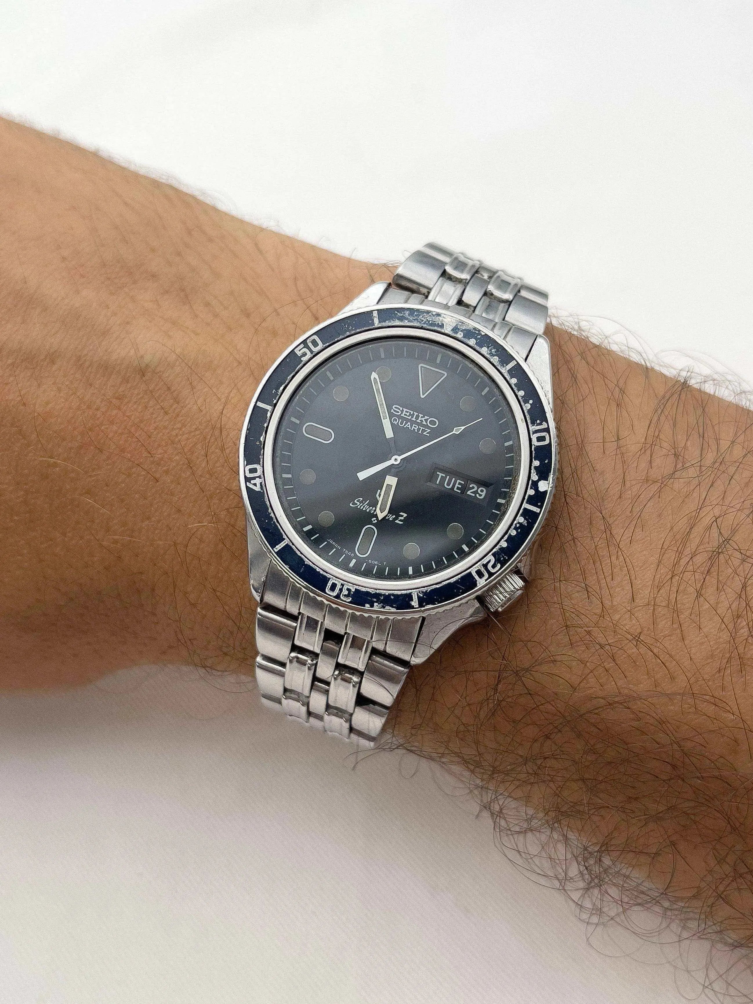Seiko - Silverwave Blue Bezel - 1988 - Atelier Victor Paris - Vintage Watch Shop Dubai