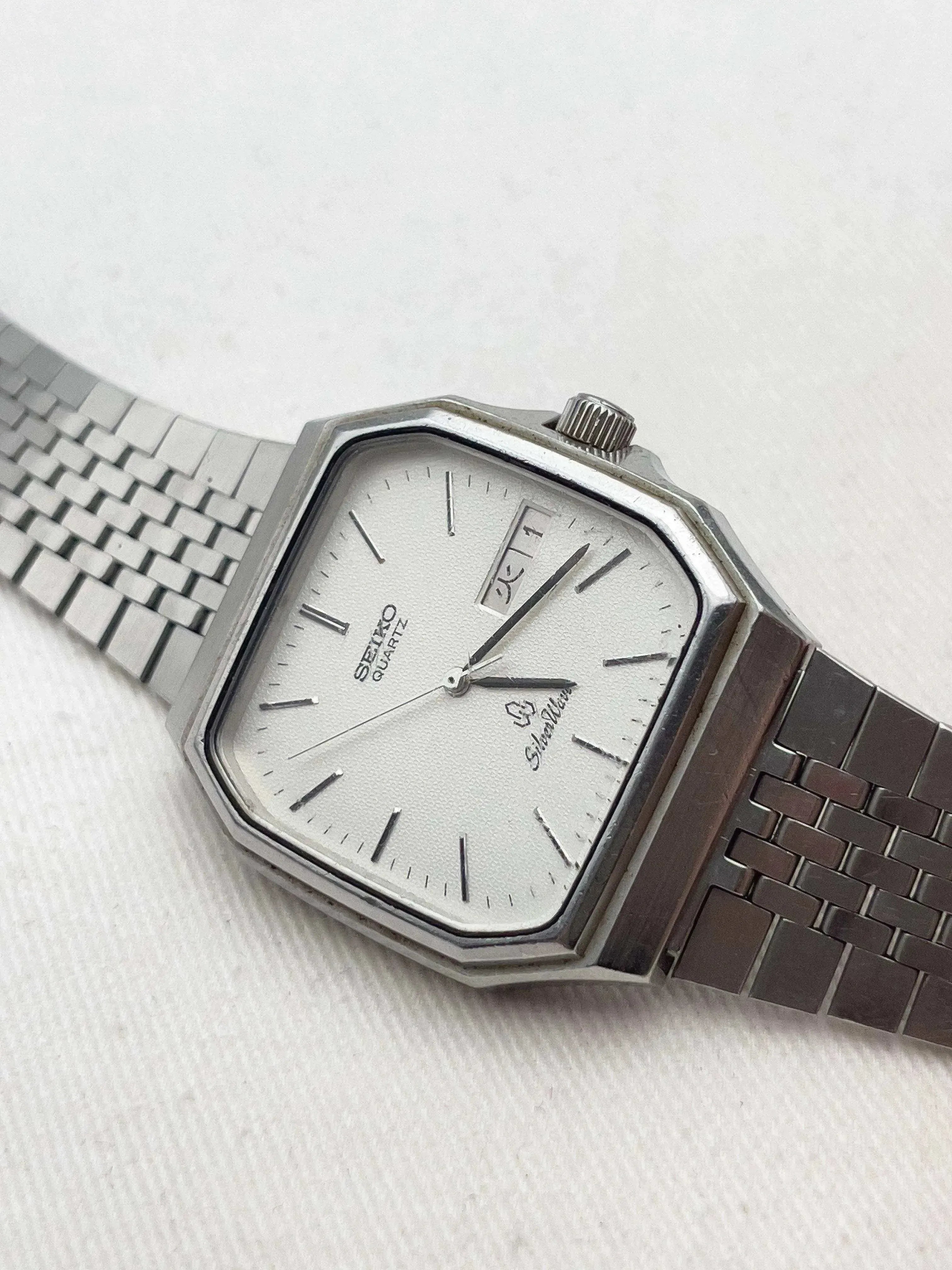 稼働 SEIKO SilverWave 腕時計 ヴィンテージ 新品レザー1495 Seiko Silverwave A258-5000 Vintage Digital Slv Blk St.Steel Quartz