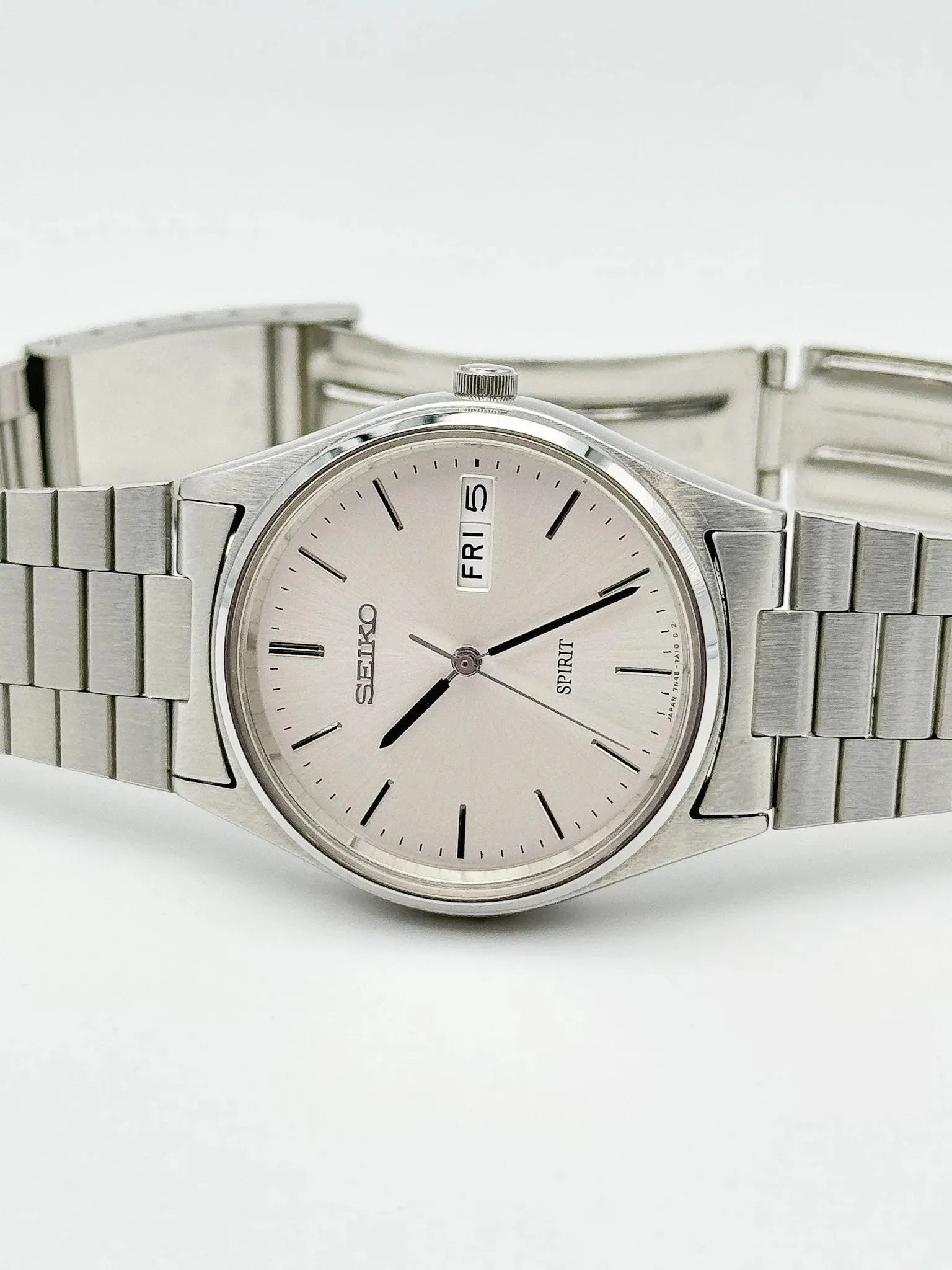Seiko - Spirit Acier Daydate Cadran Argent Index Noir - 1994 - Atelier Victor Paris - Vintage Watch Shop Dubai