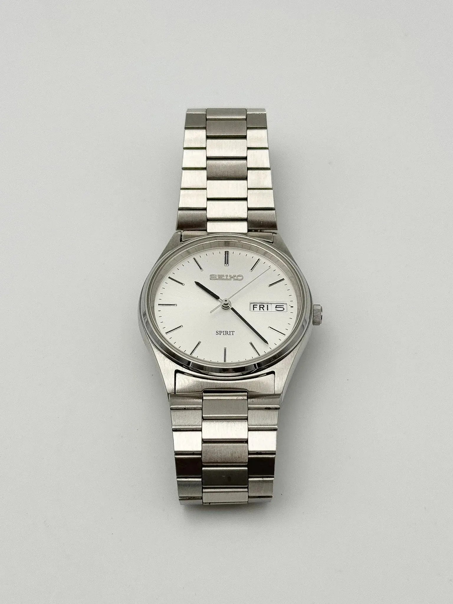 Seiko - Spirit Acier Daydate Cadran Argent Index Noir - 1994 - Atelier Victor Paris - Vintage Watch Shop Dubai