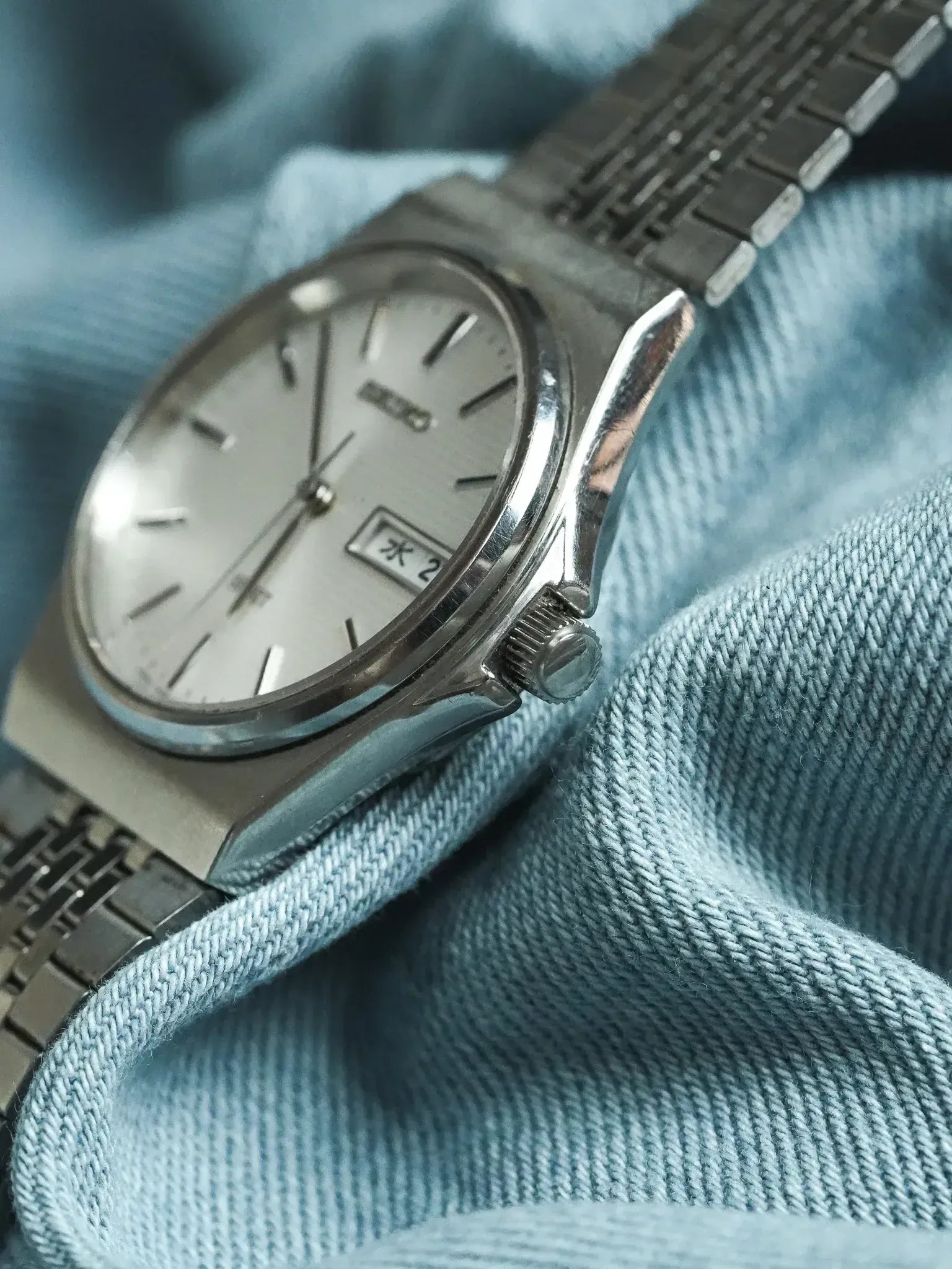 SEIKO SPIRIT DAY DATE Vintage Watch 超美品 Seiko - Spirit Daydate Kanji Steel Upholstered - 1989 - Atelier Victor