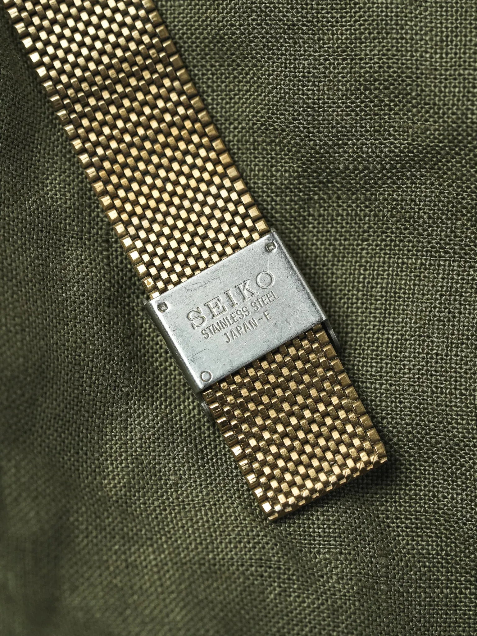 Seiko - Spirit Dust plaqué or bracelet intégré - 1993 - Atelier Victor - Vintage  Shop