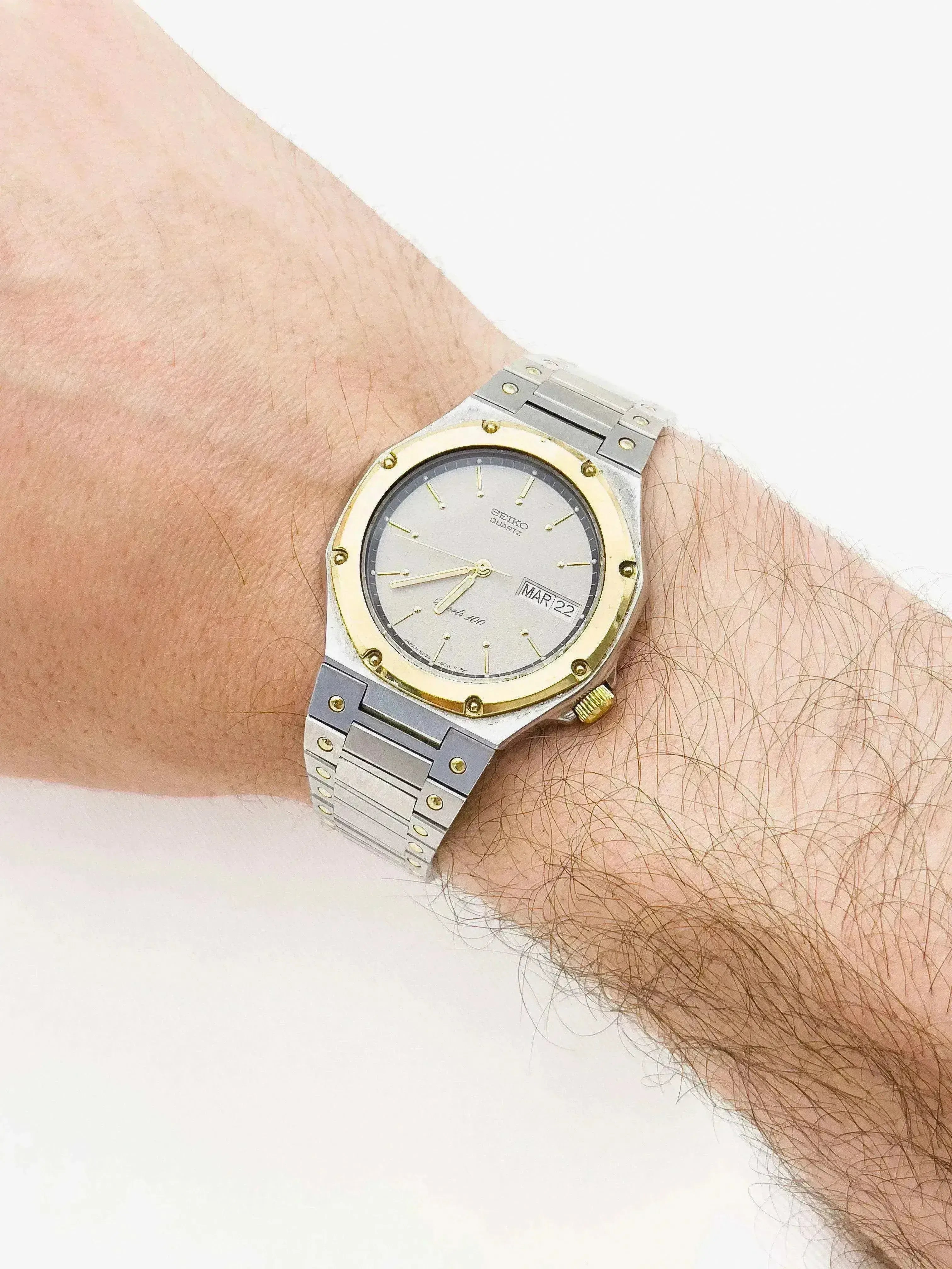 SEIKO セイコー SPORTS100 クォーツ ゴールド メンズ デイデイト Seiko - Sports 100 Royal Daydate - 1980 - Atelier Victor