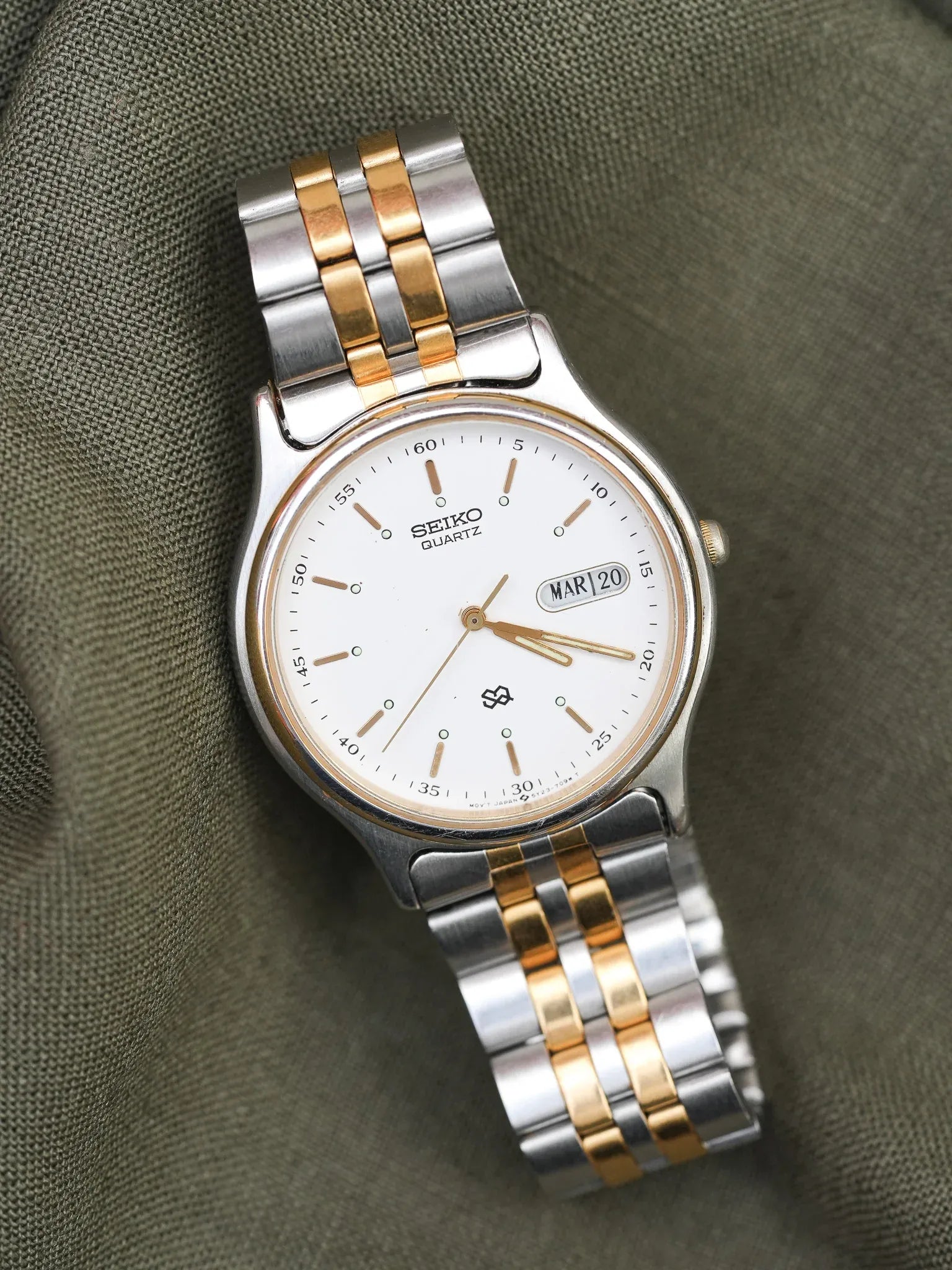 Seiko - SQ Daydate Acier Or Francais Anglais Blanc - 1991 - Atelier Victor - Vintage  Shop