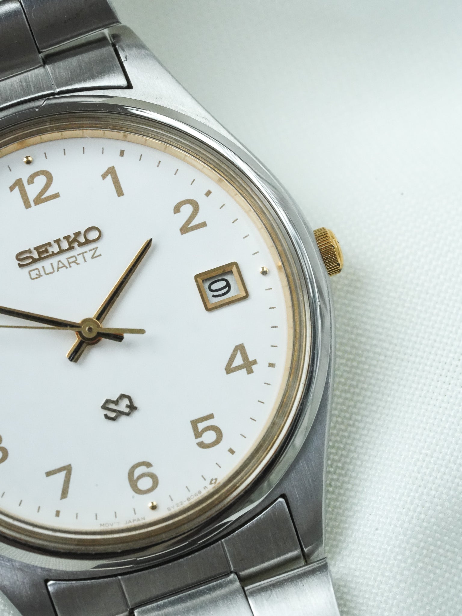 Seiko - SQ Redondo Acero Oro números arábigos fecha - 1988 