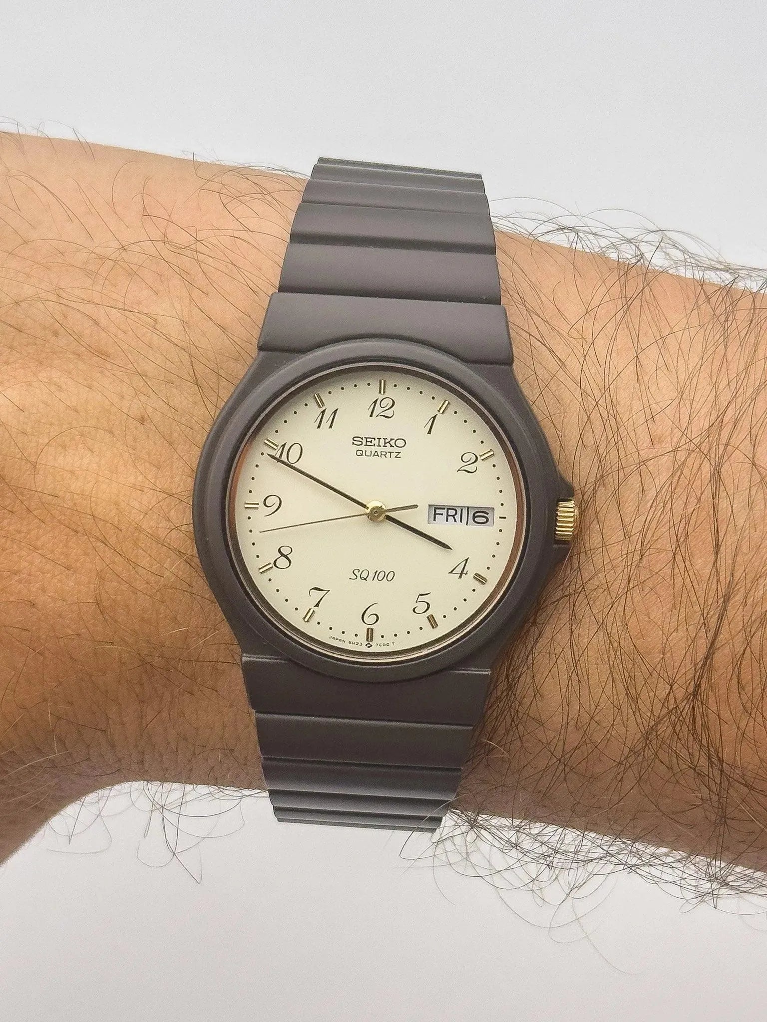 Seiko - SQ100 Chocolat Daydate - 1990s - Atelier Victor Paris - Vintage Watch Shop Dubai