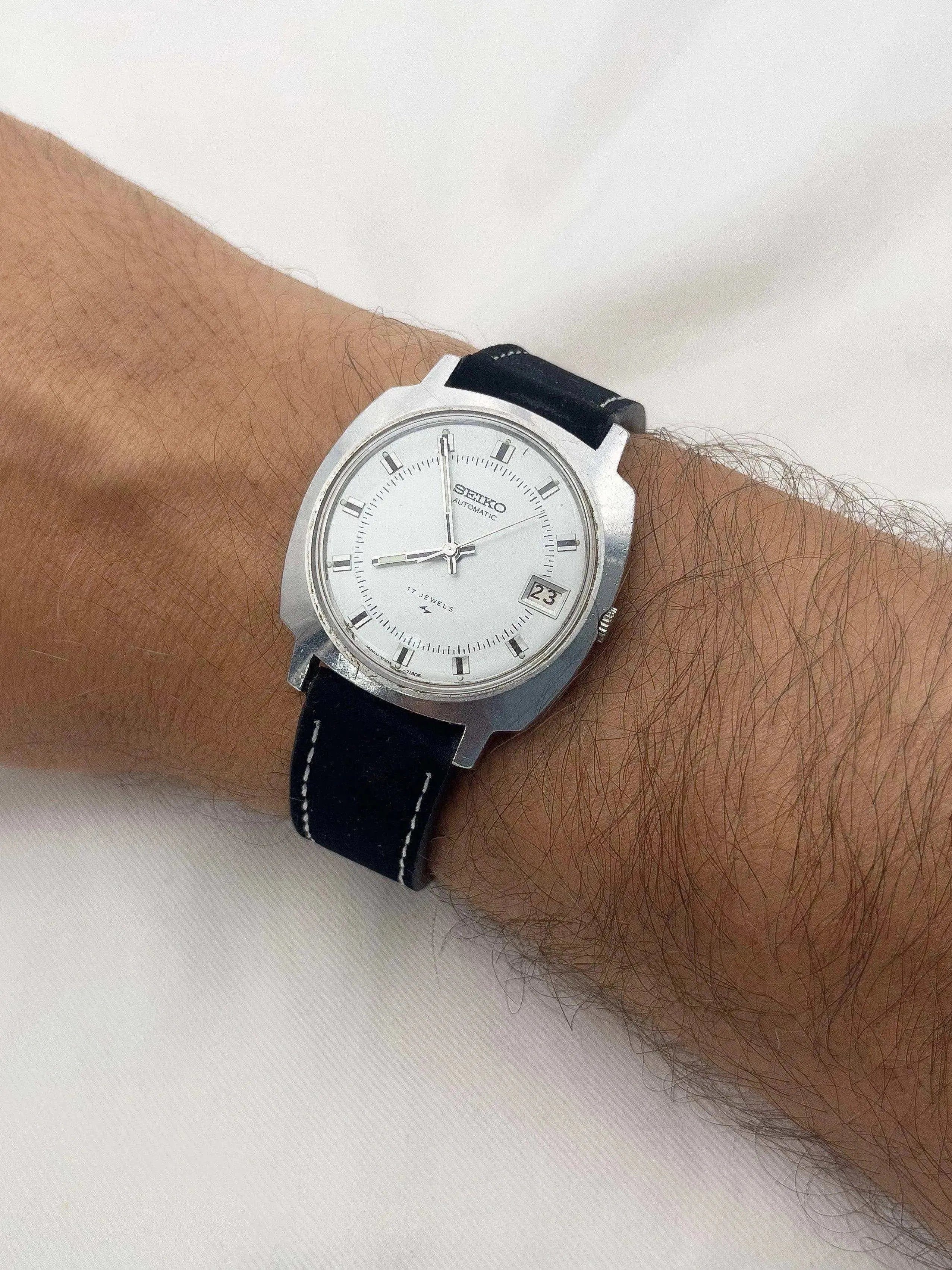 Seiko - Square Silver Black - 1971 - Atelier Victor Paris - Vintage Watch Shop Dubai
