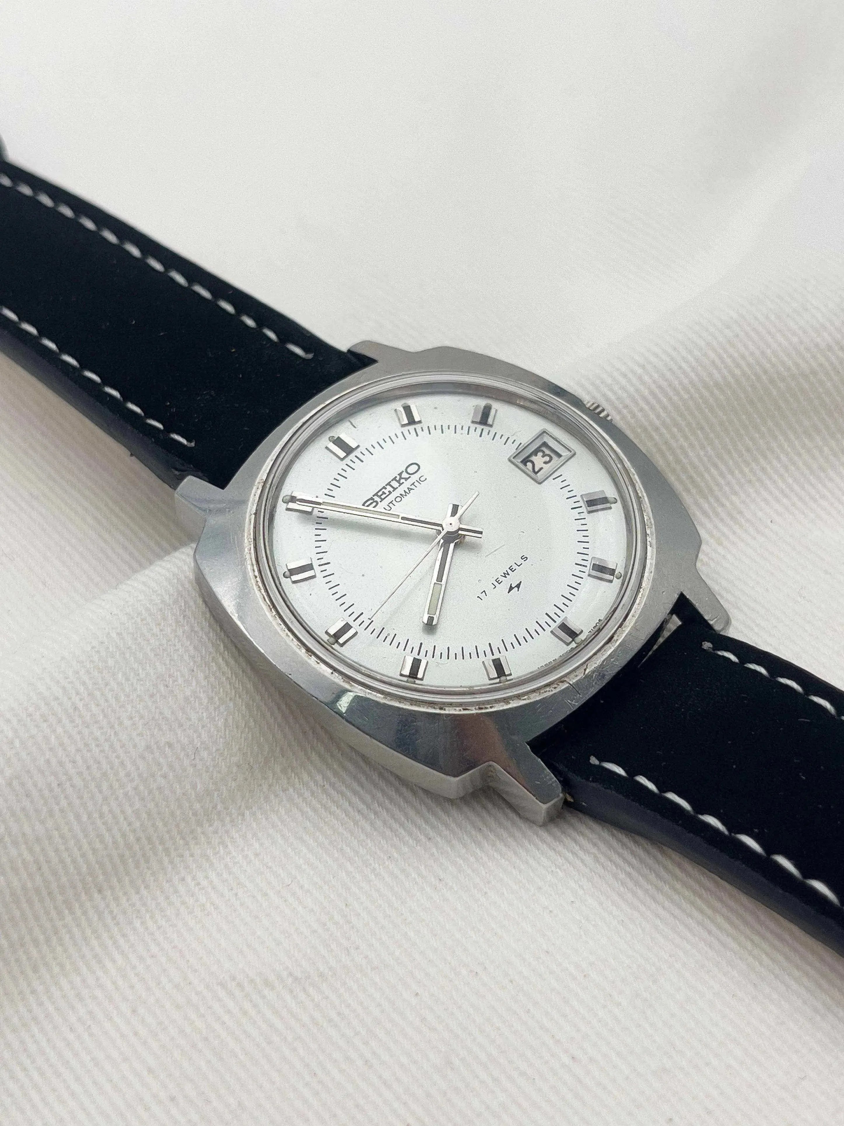 Seiko - Square Silver Black - 1971 - Atelier Victor Paris - Vintage Watch Shop Dubai