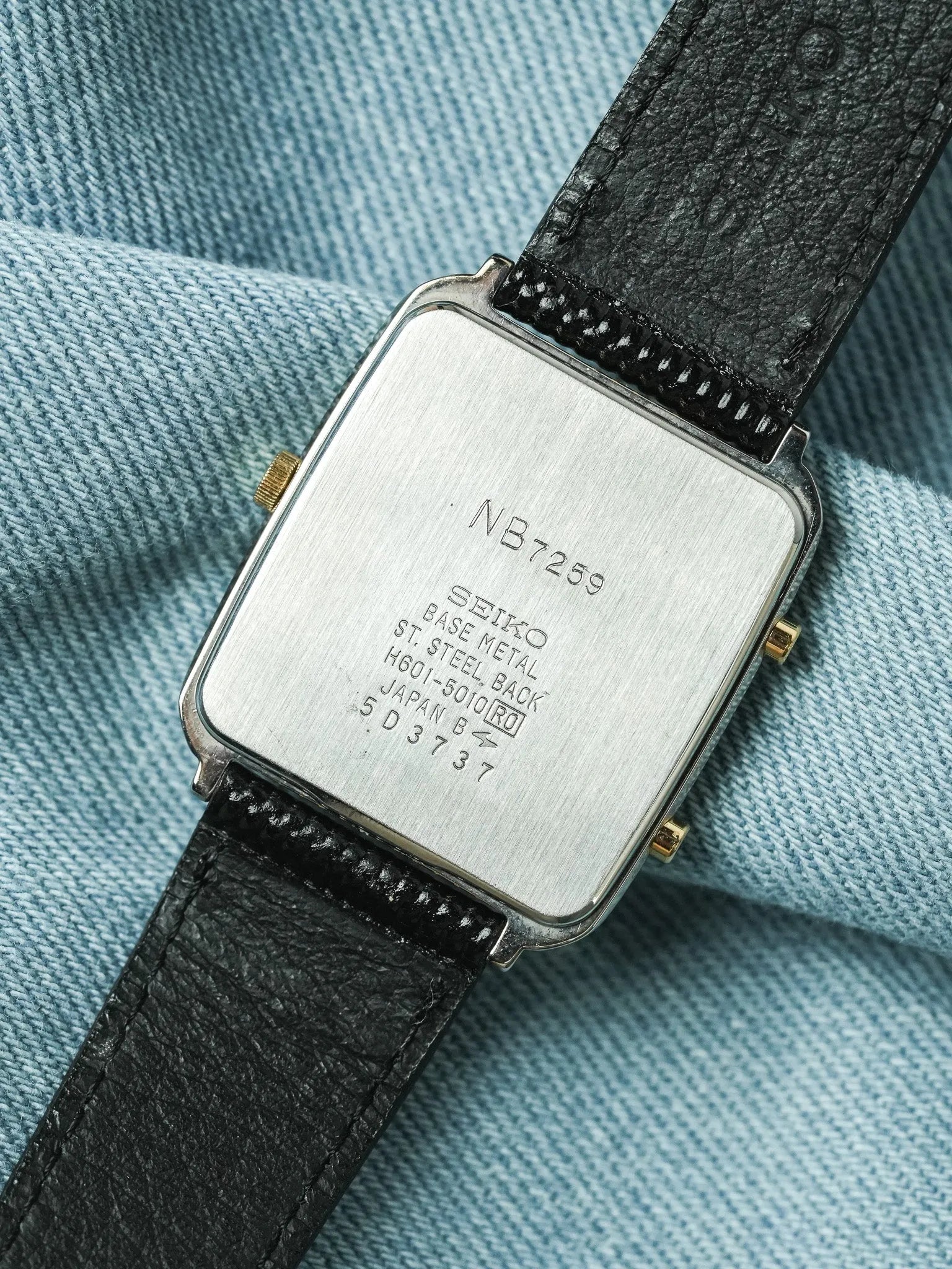 Seiko - Tank Alarm Chronograph Acier Or Digital - NOS - 1985 - Atelier Victor