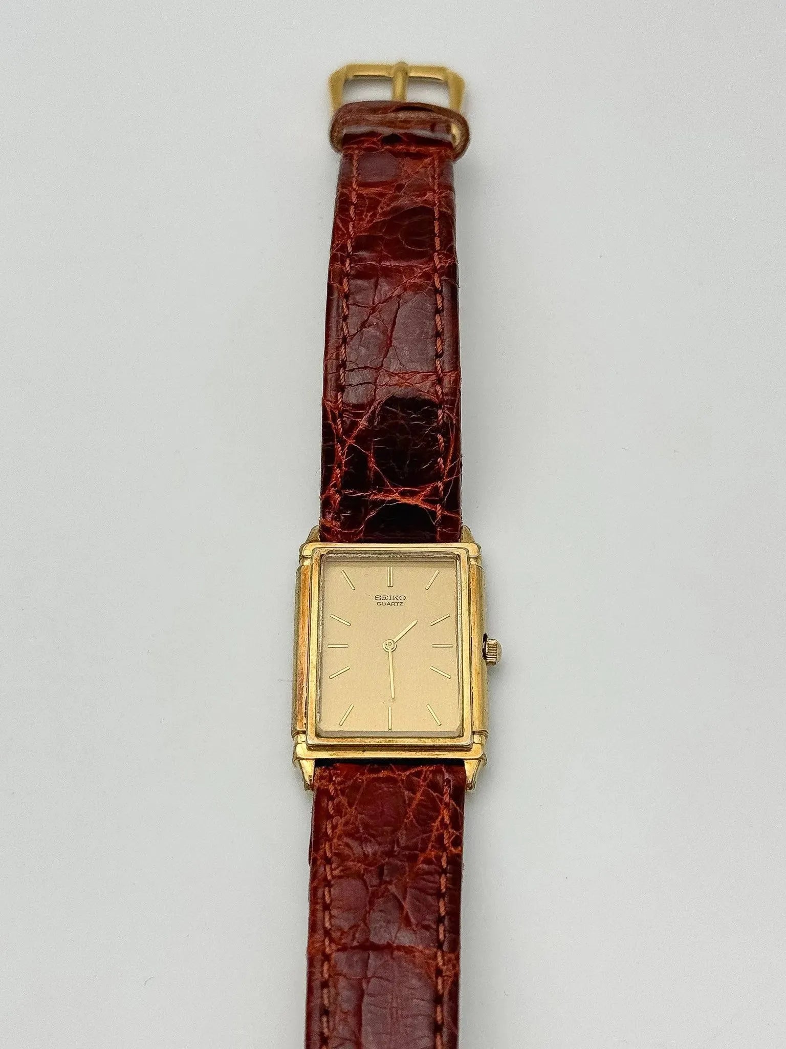 Seiko - Tank Allongée Gold - 1984 - Atelier Victor Paris - Vintage Watch Shop Dubai