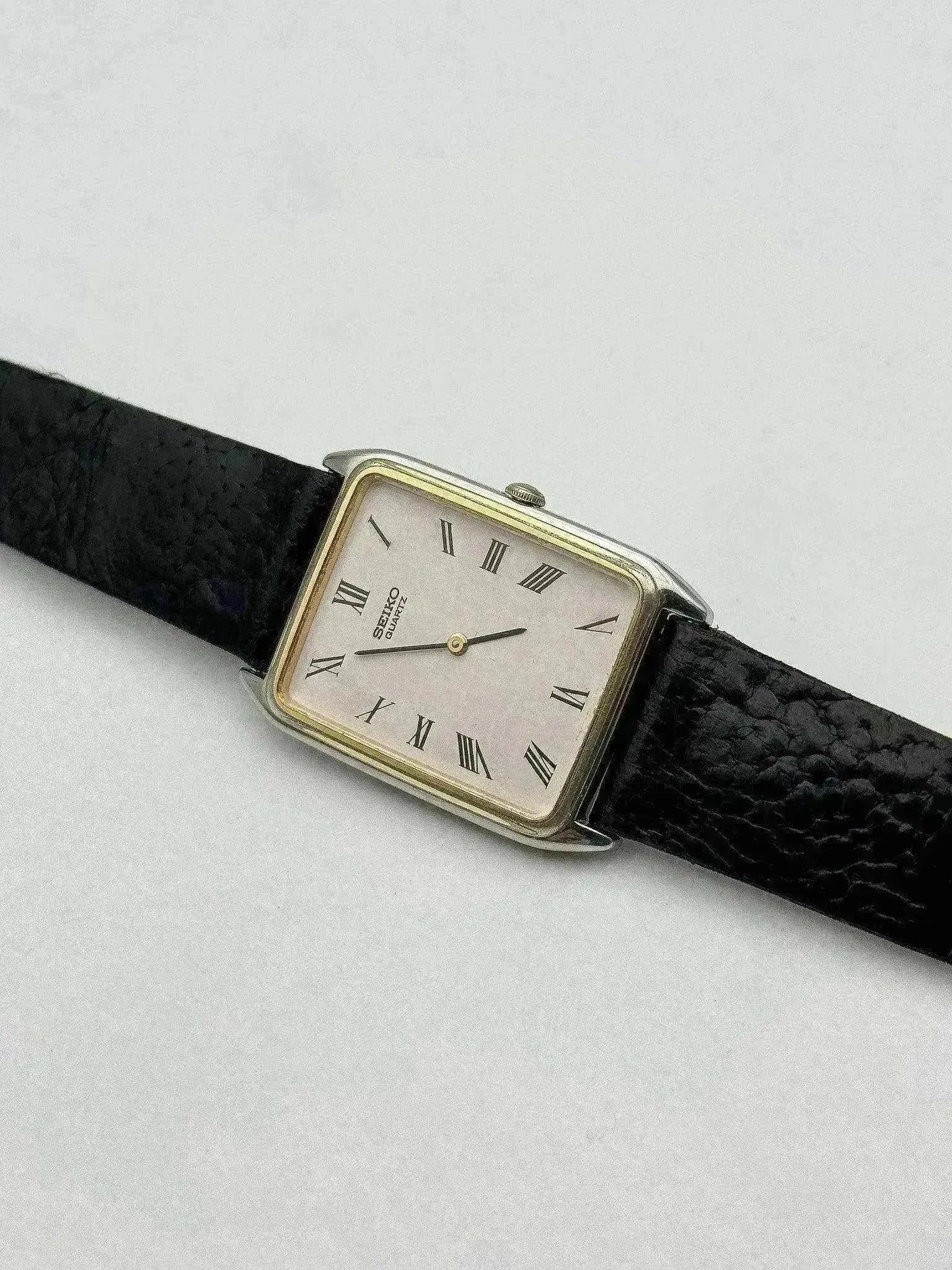 Seiko Tank Watch Gold Bezel Vintage 1990 | Atelier Victor