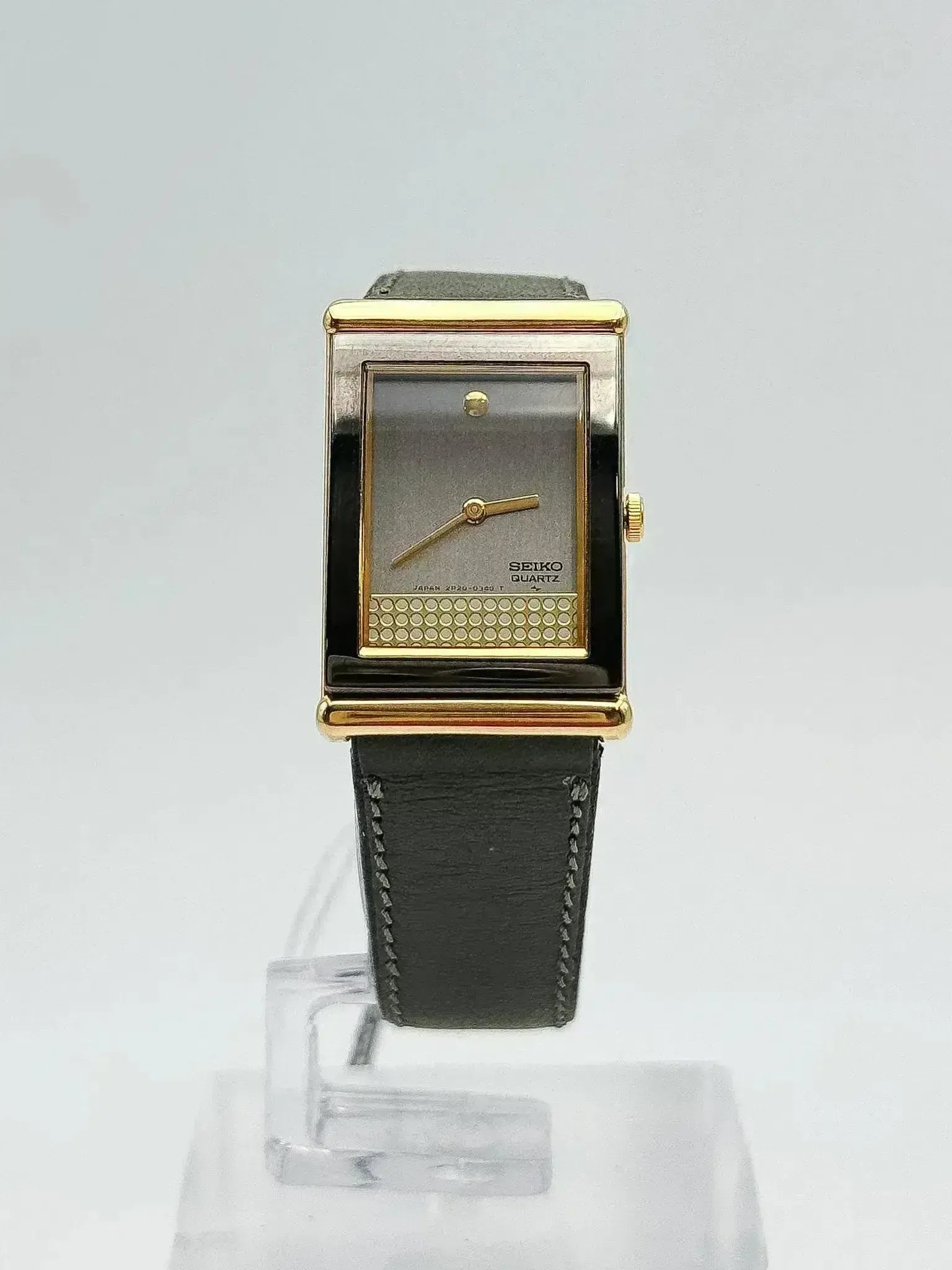 Seiko Tank Watch Black Golden Vintage 1995 | Atelier Victor