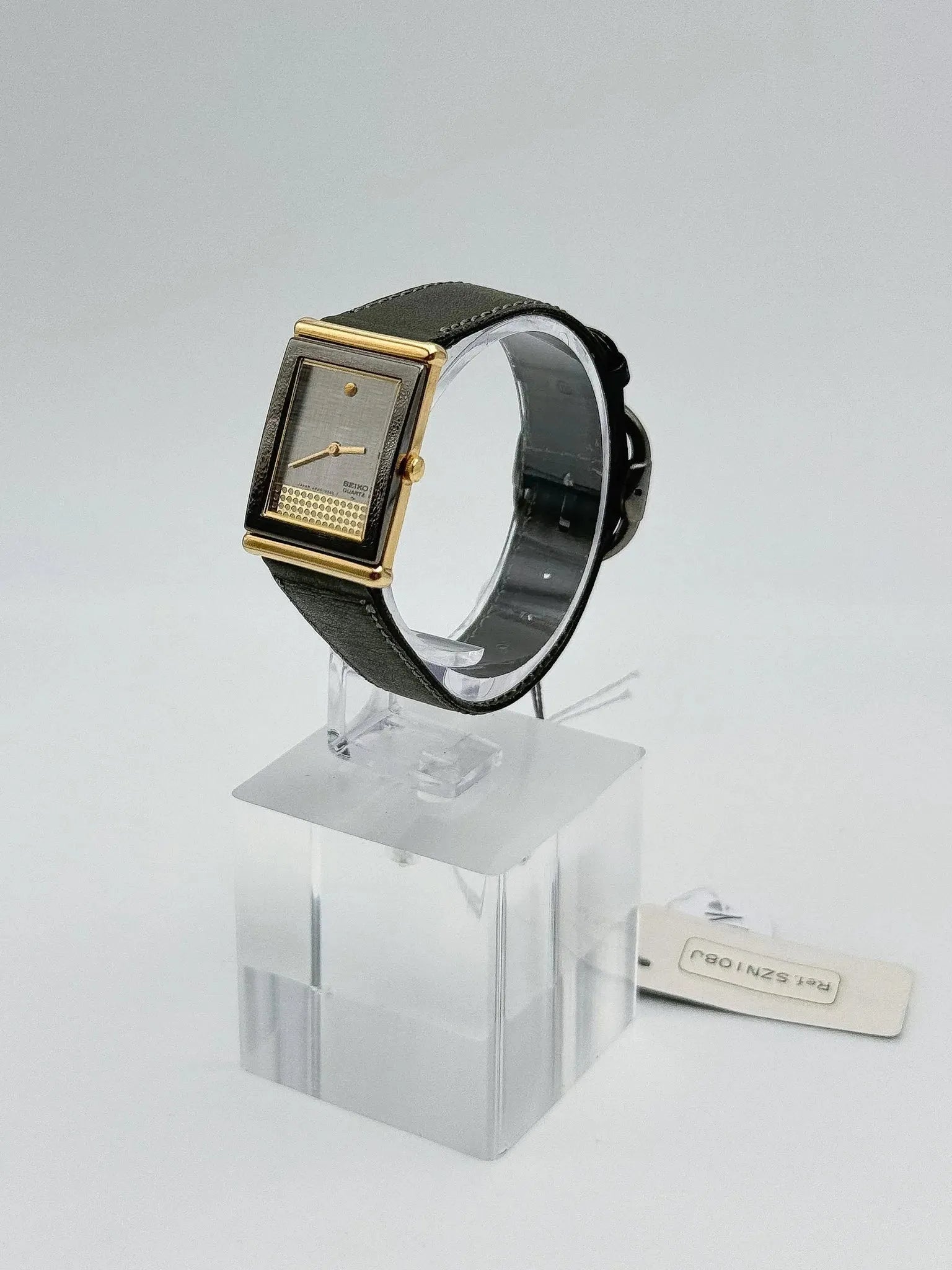 Seiko - Tank Noir Doré Dots - NOS - 1995 - Atelier Victor - Vintage  Shop