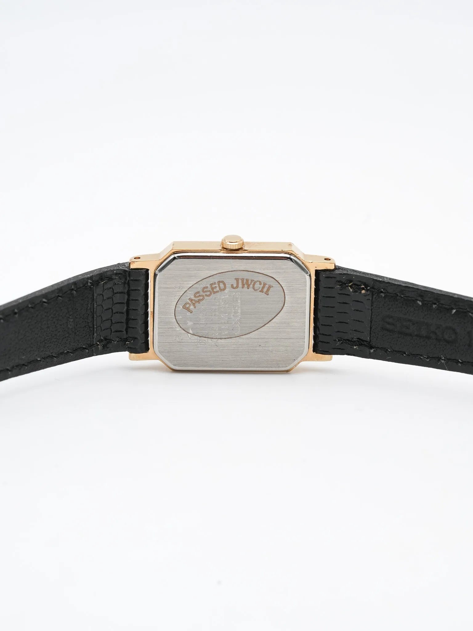 Seiko - Tank Octogonale Tapisserie Plaqué or Femme - NOS - 1995 - Atelier Victor Paris - Vintage Watch Shop Dubai