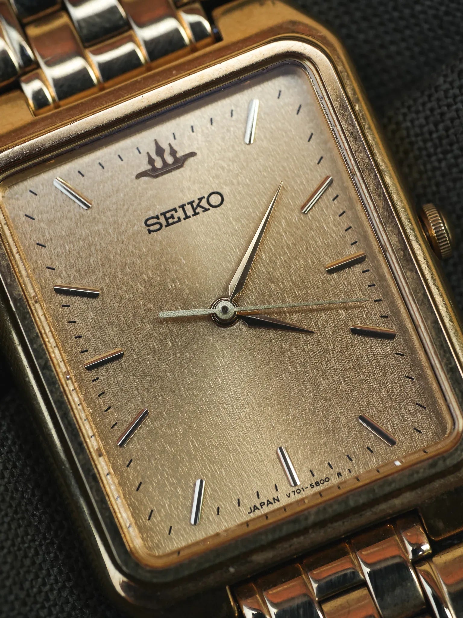 Seiko - Tank Gold Dial dust - 1995 - Atelier Victor